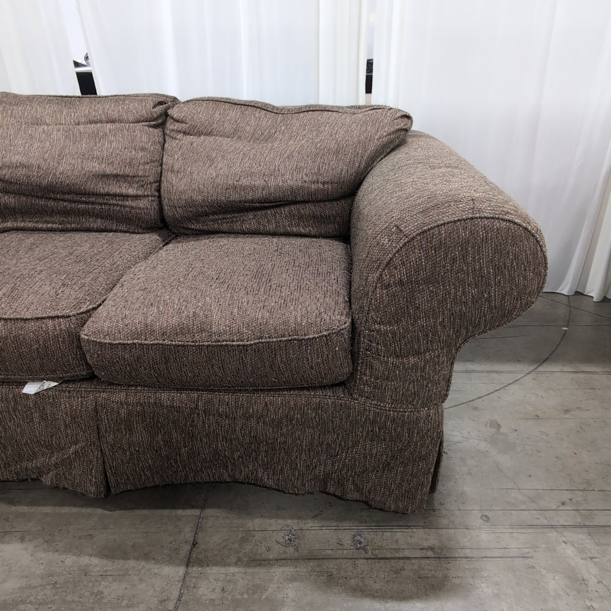 Broyhill Brown Textured Loveseat with Rolled Arms