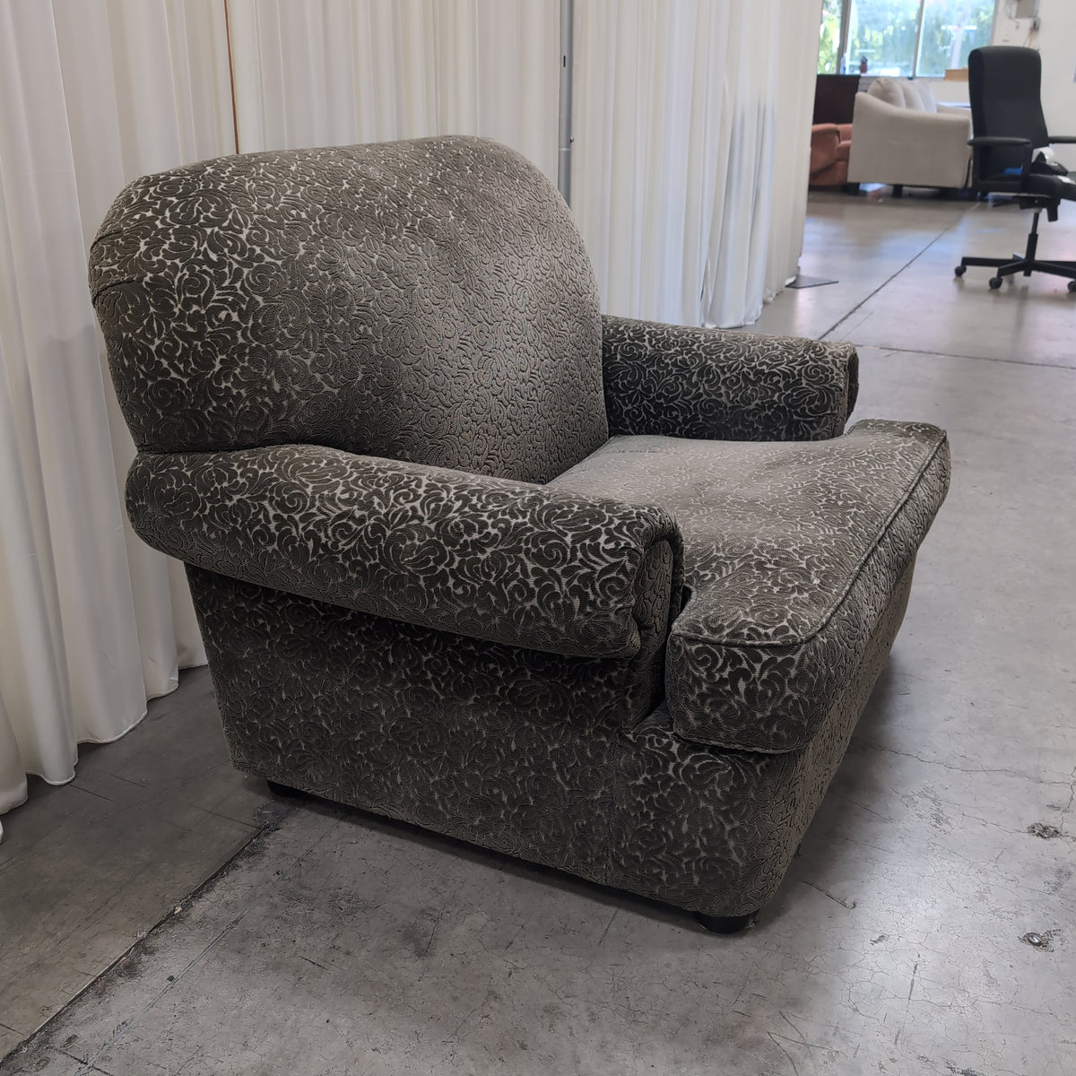 Traditional Sage Green Patterned Velvet Club Chair