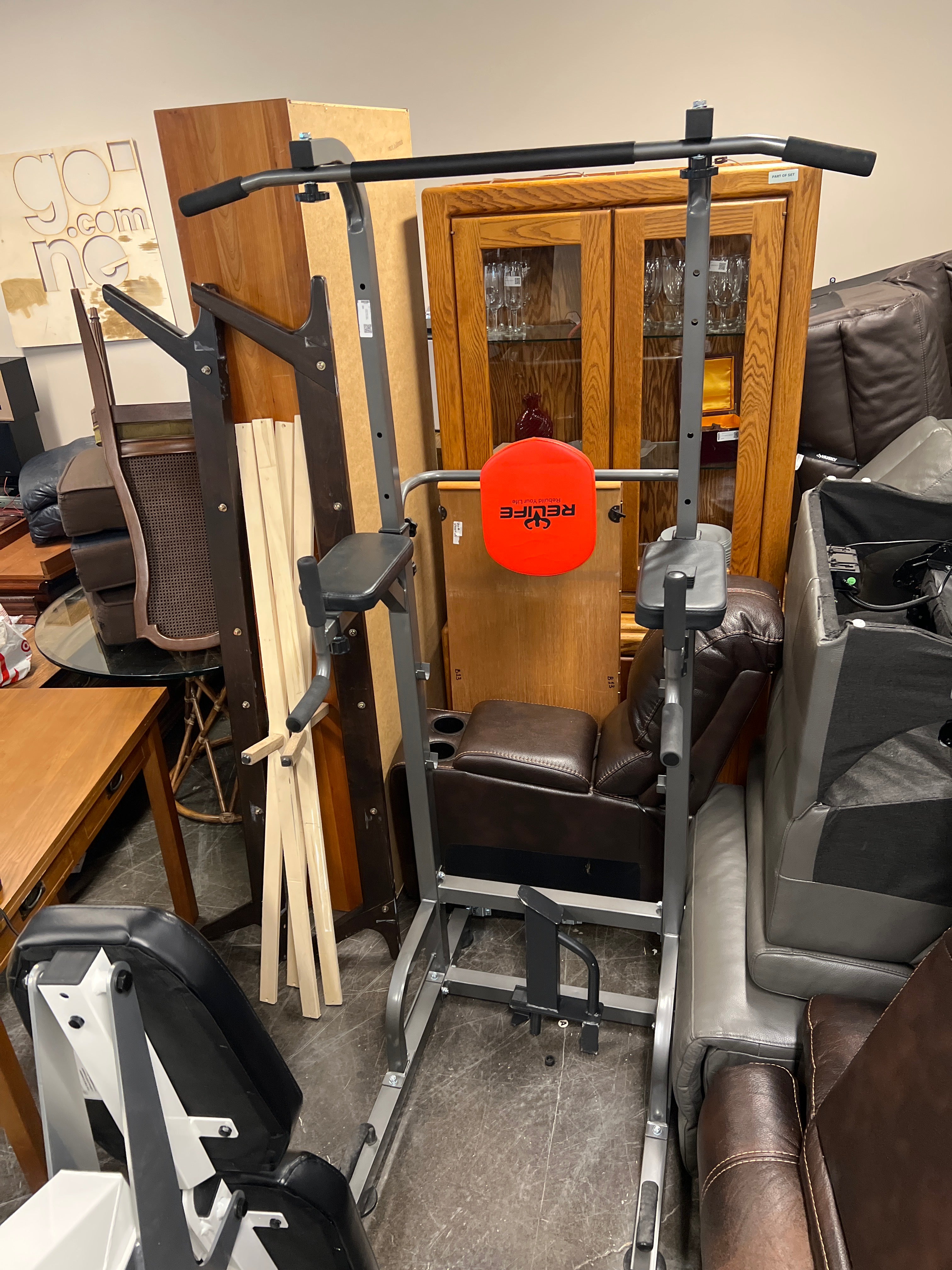 Relife Power Tower Pull-Up & Dip Station