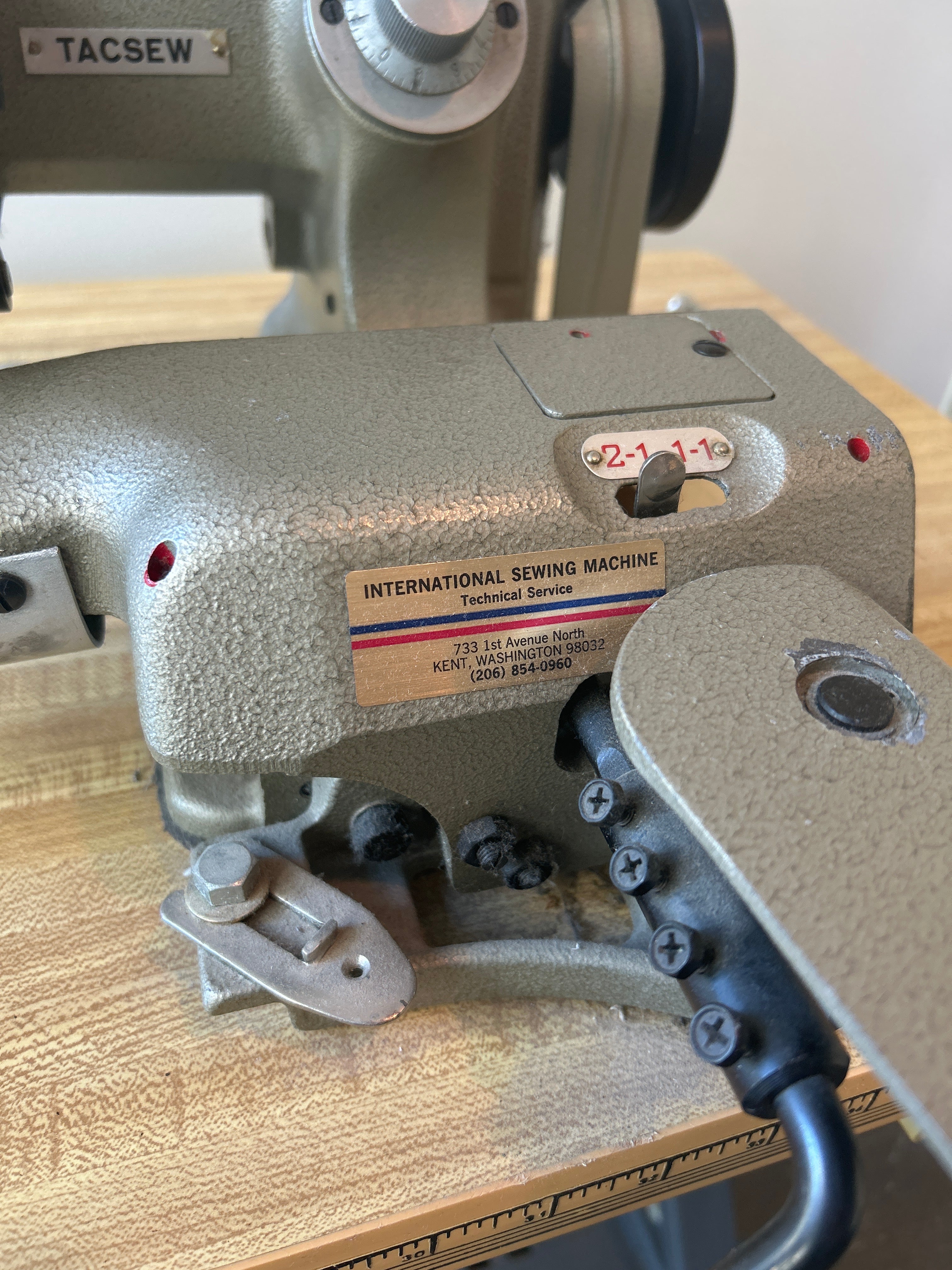 Tacsew Industrial Automatic Table Sewing Machine, Made in Japan