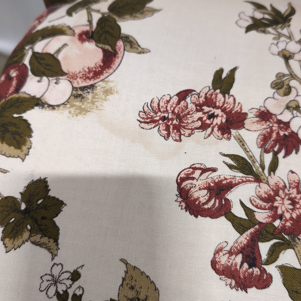 Cottage Style Floral Upholstered Armchair