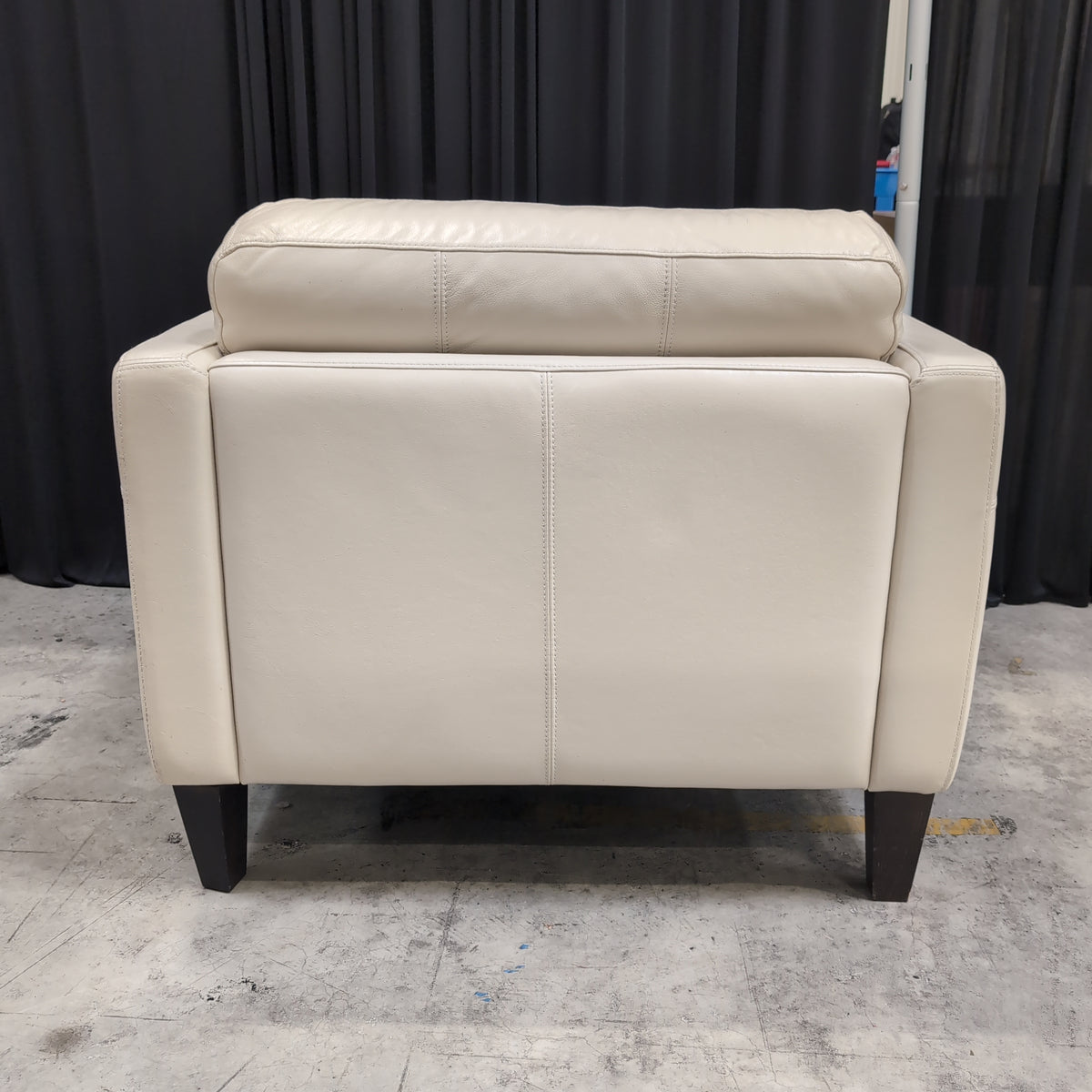 Cream Tufted Armchair in Leather