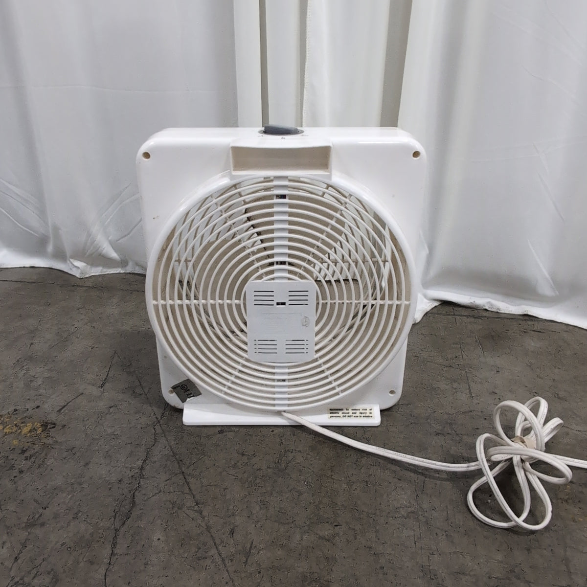 Holmes White Plastic Box Fan with Rotary Dial