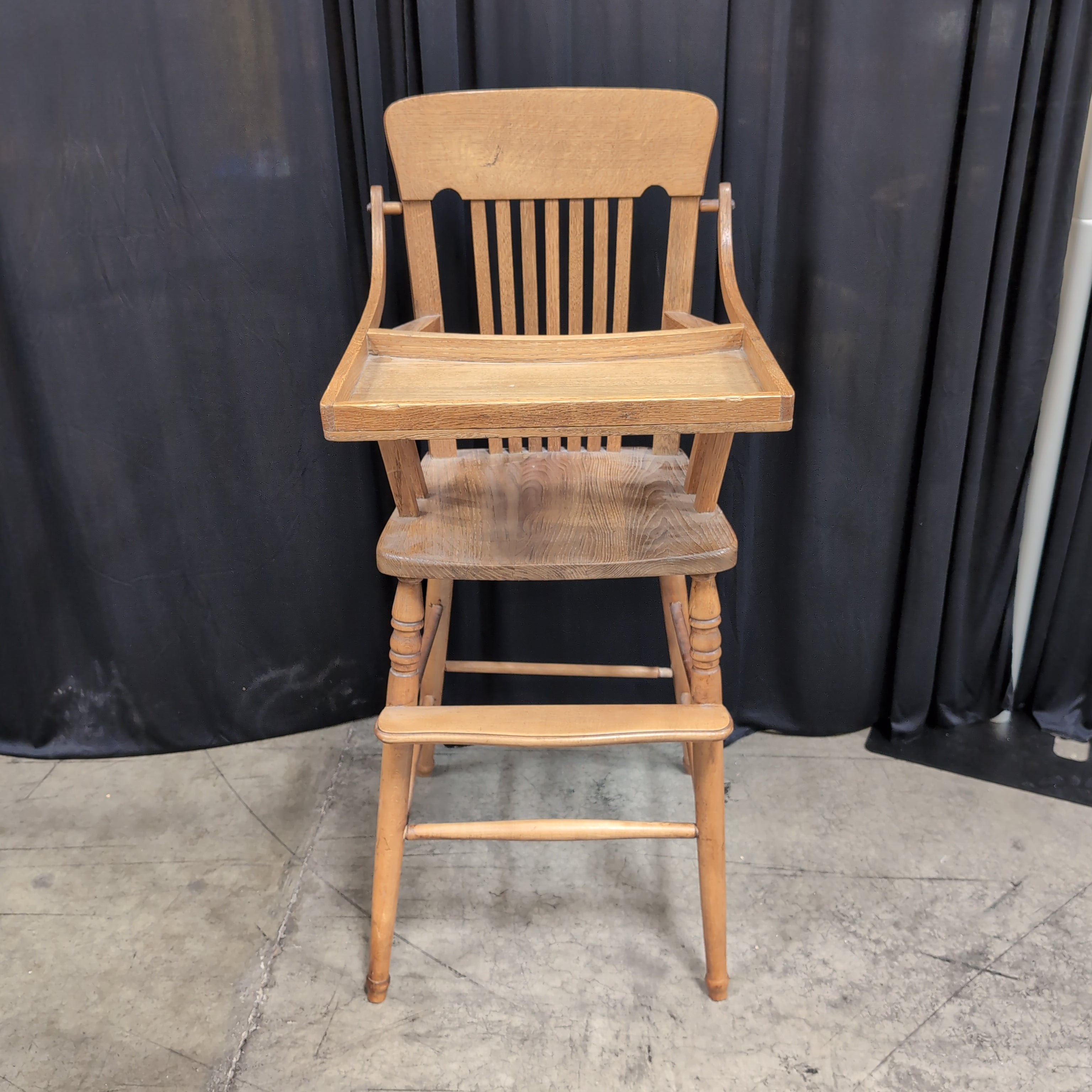 Natural Wood Traditional High Chair with Removable Tray