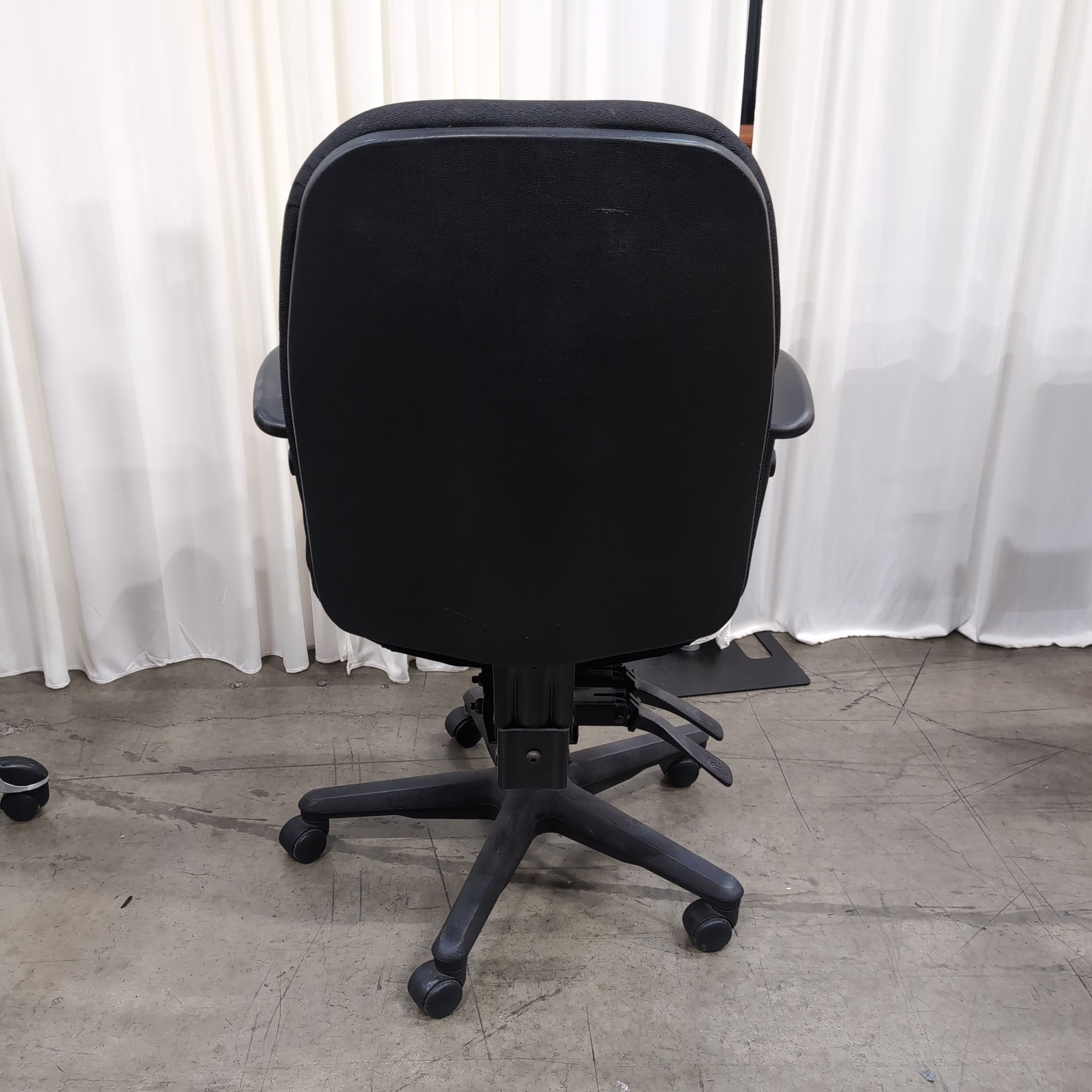 Black Fabric Swivel Office Chair with Armrests