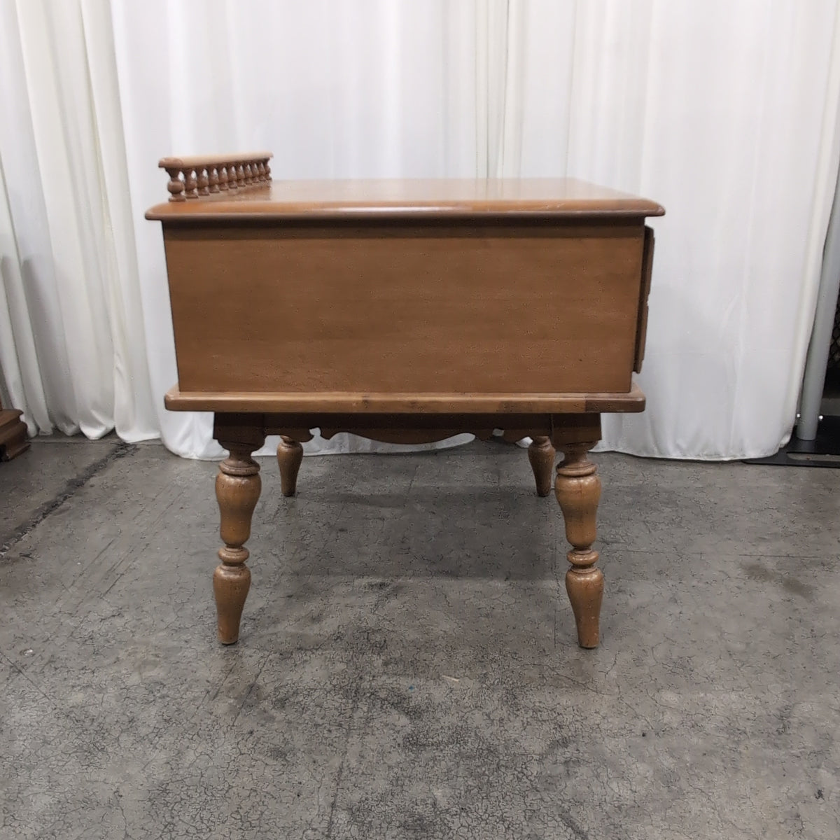 Light Wood Traditional Desk with Spindle Gallery