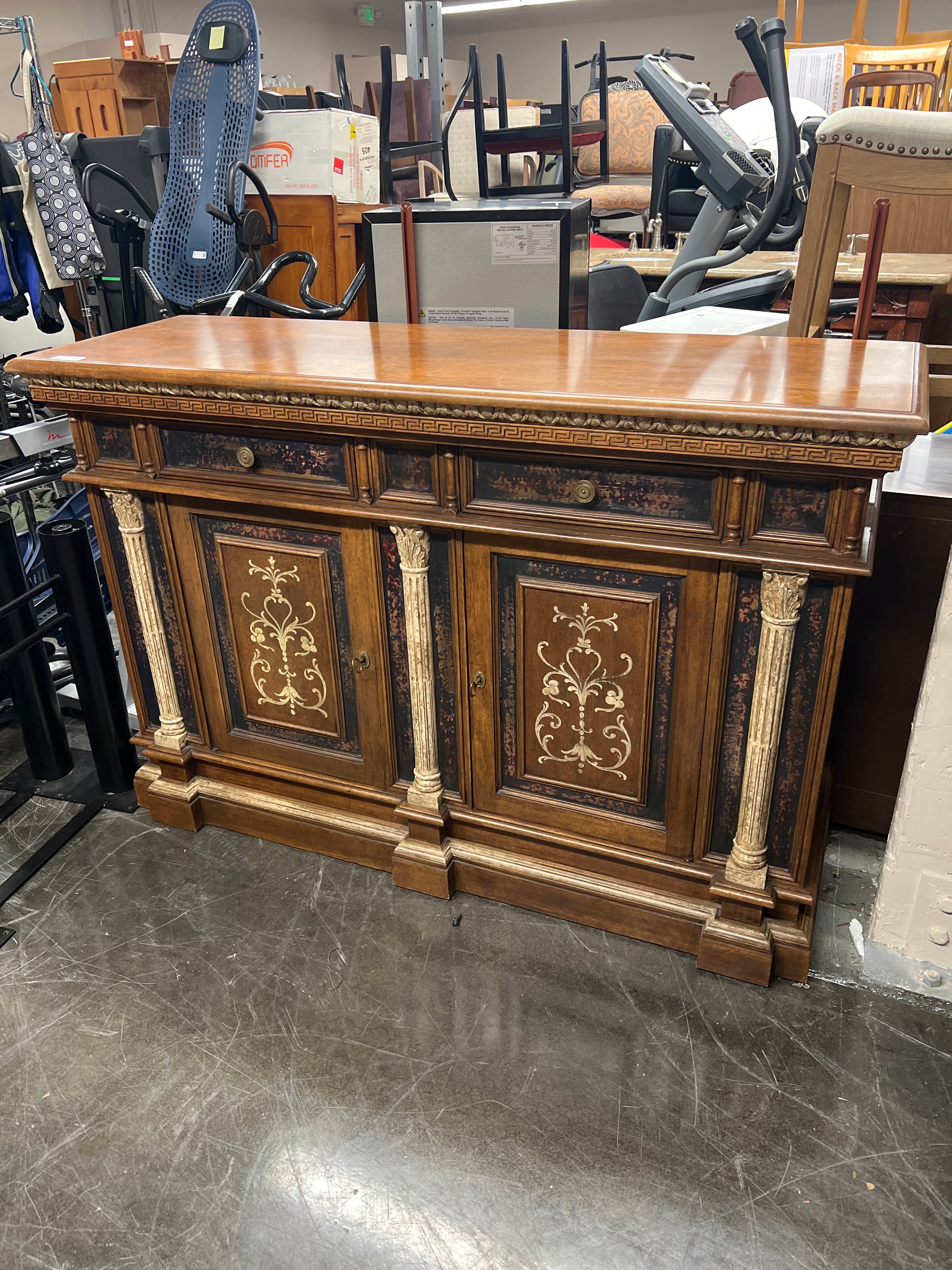 Hekman Turazza Italian Tuscan Style Sideboard Buffet