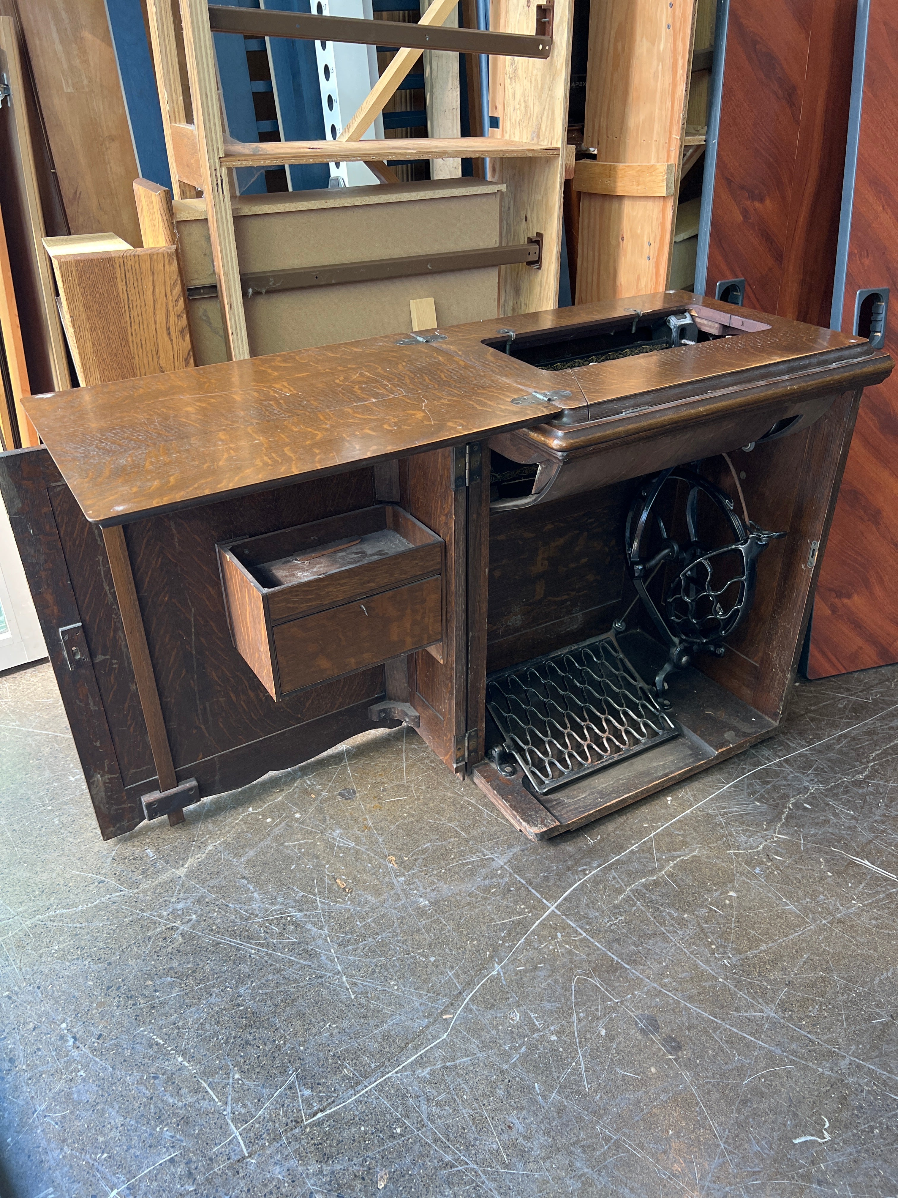 Vintage Singer Sewing Machine Cabinet with Built-in Machine