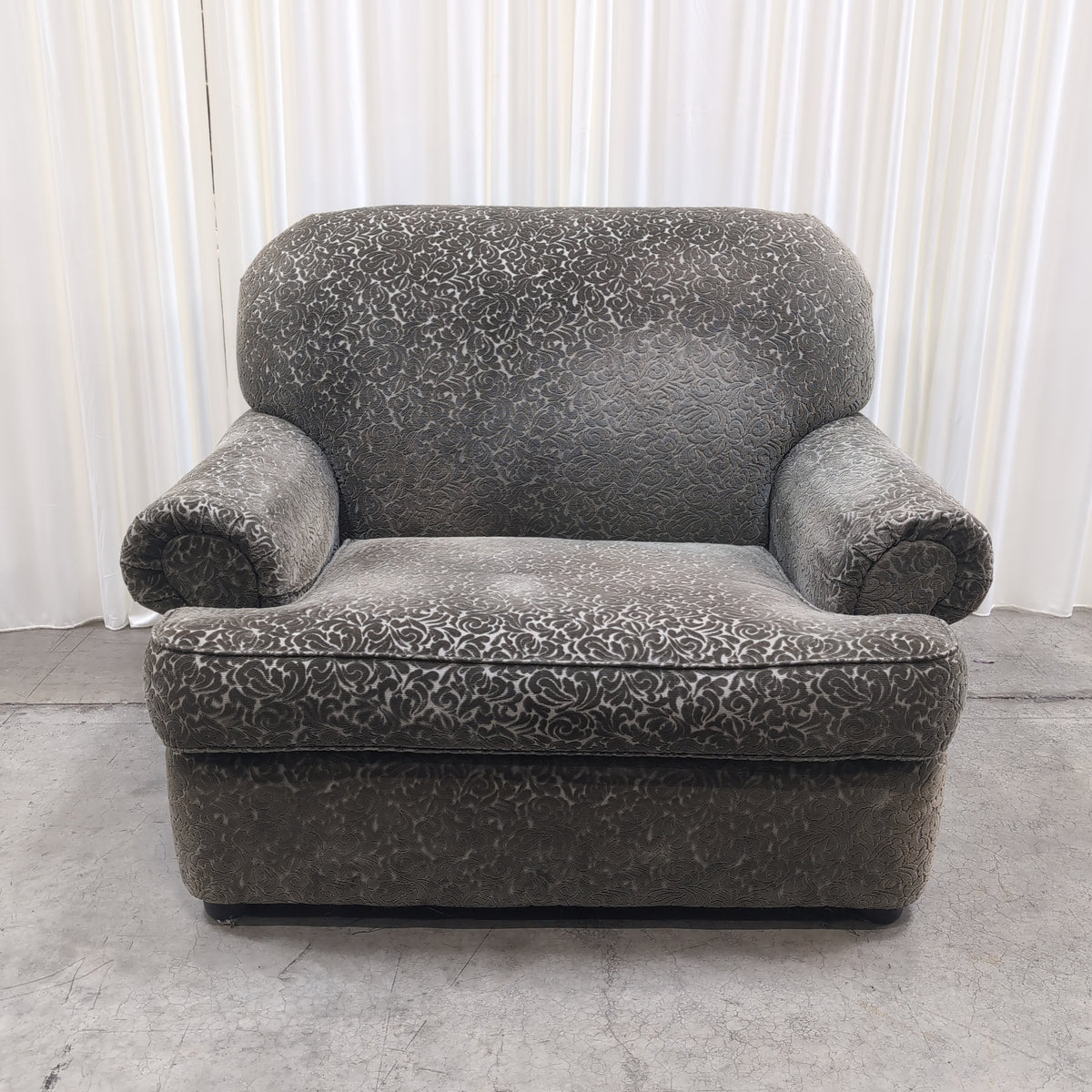 Traditional Sage Green Patterned Velvet Club Chair