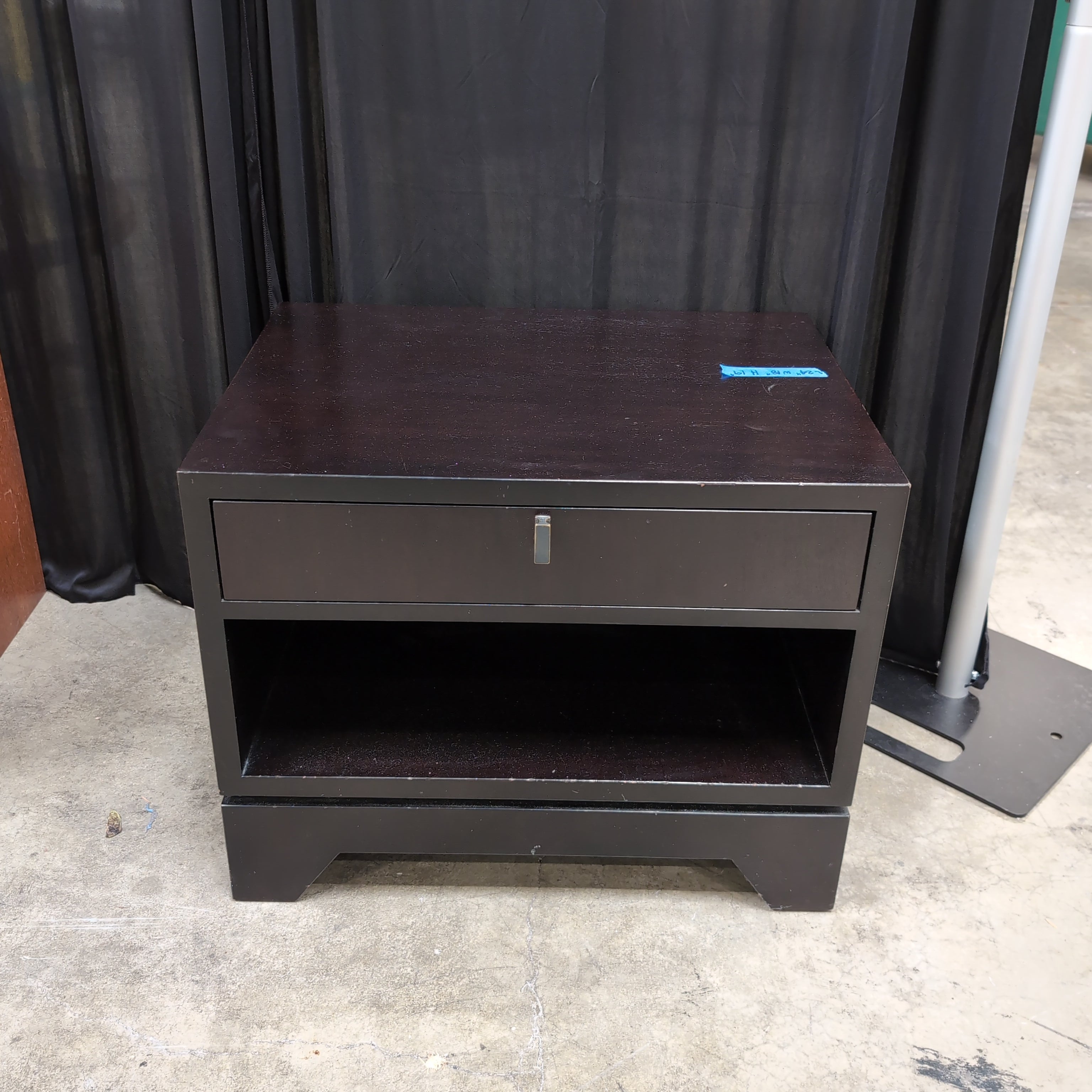 Black Wood One-Drawer Nightstand
