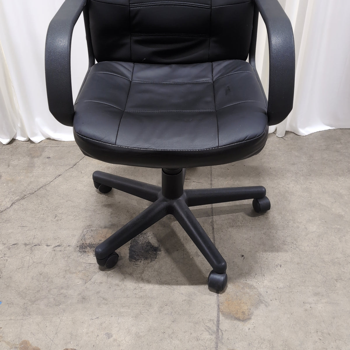 Black Tufted Executive Office Chair in Faux Leather