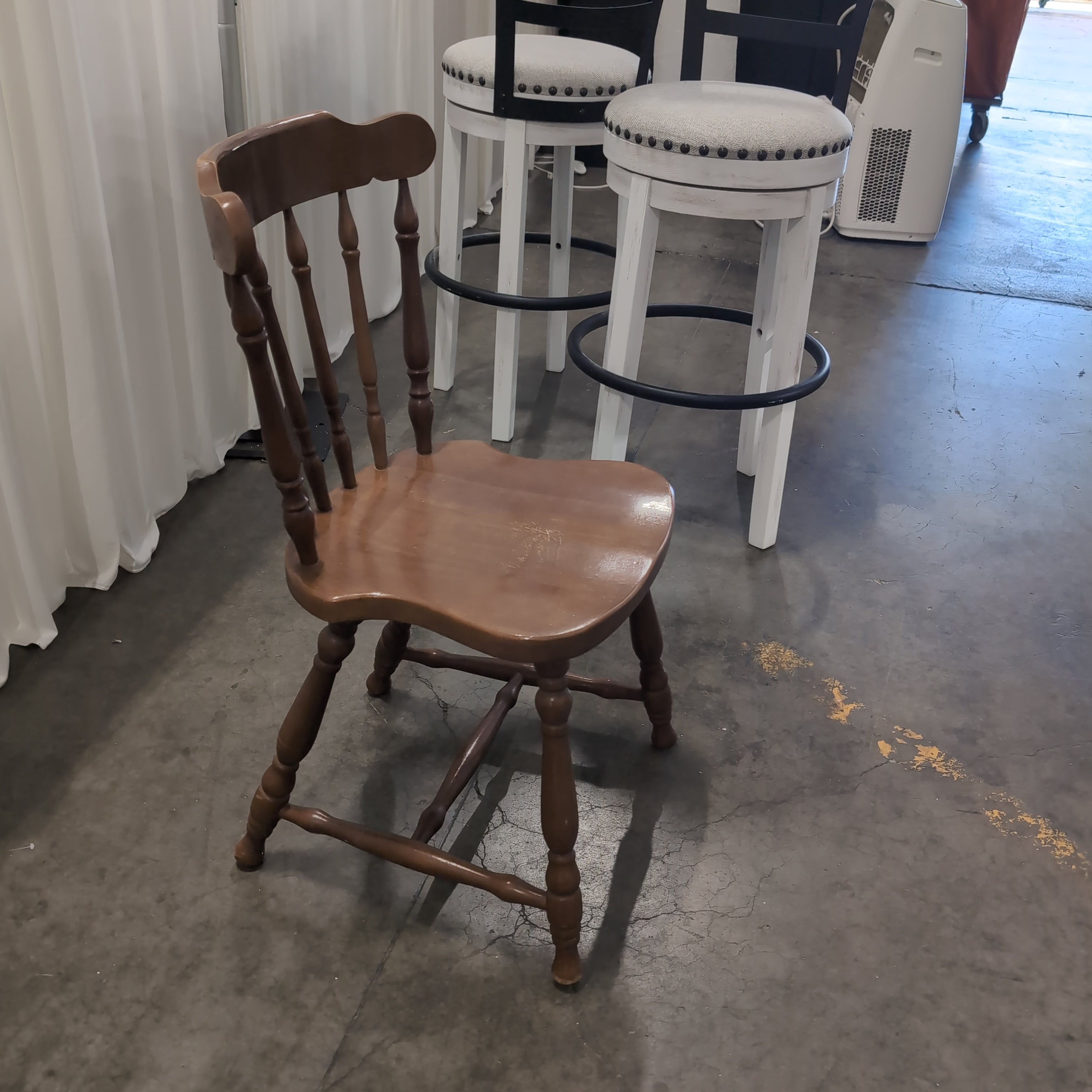 Traditional Brown Wood Spindle Back Chair