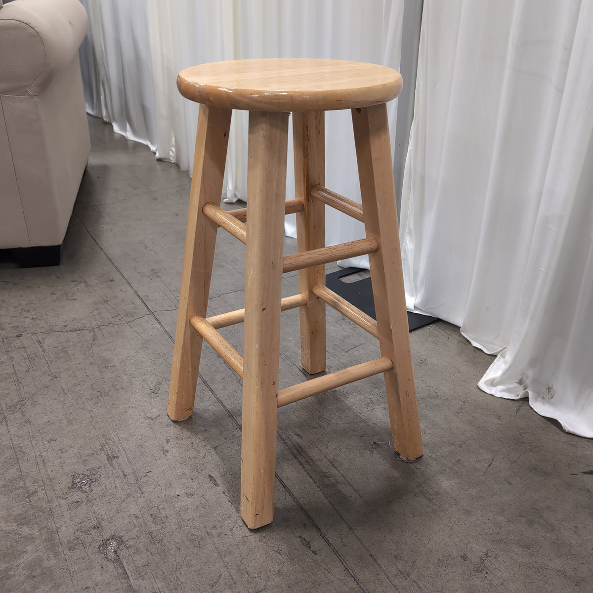 Natural Wood Round Top Bar Stool