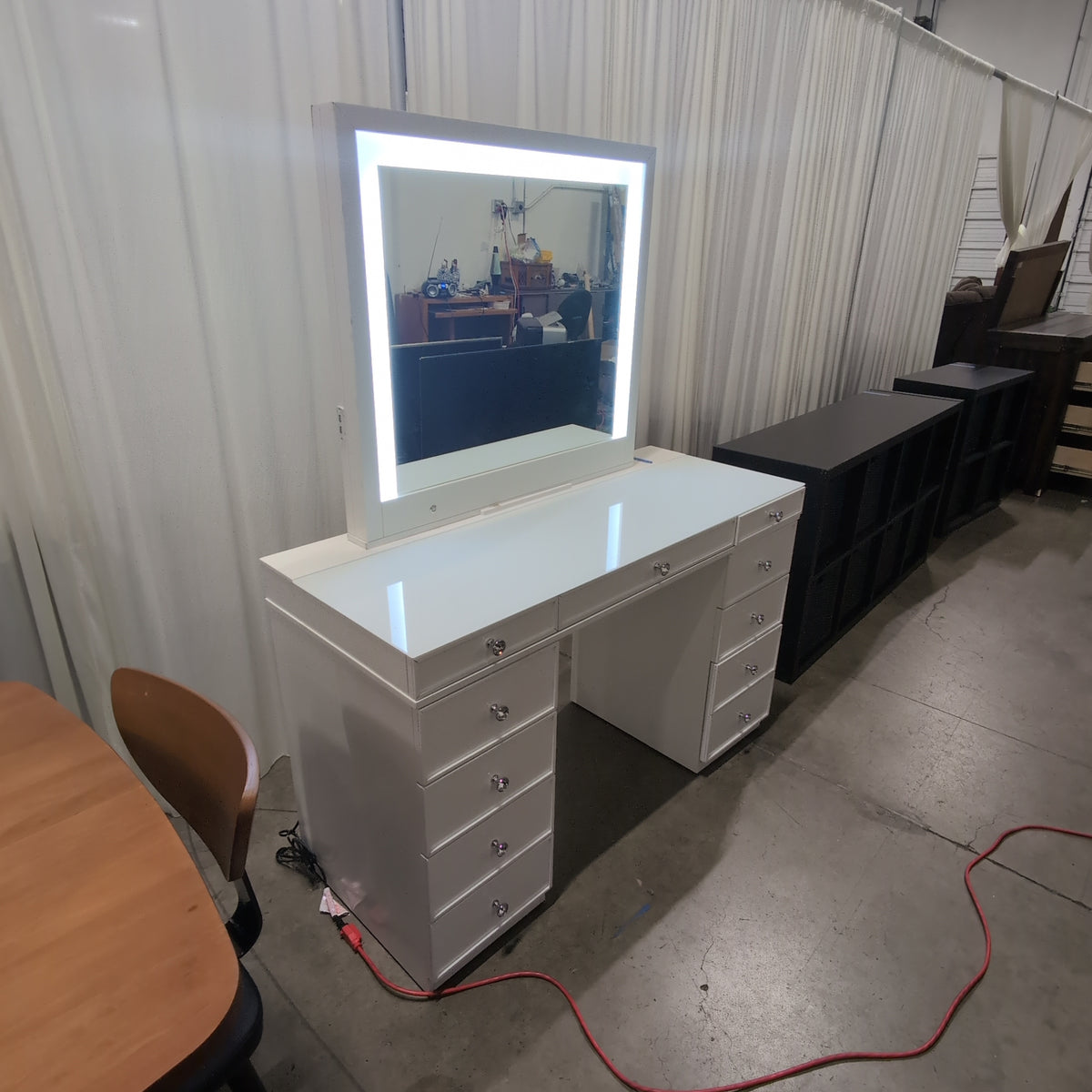 White Glossy Modern Vanity with Lighted Mirror
