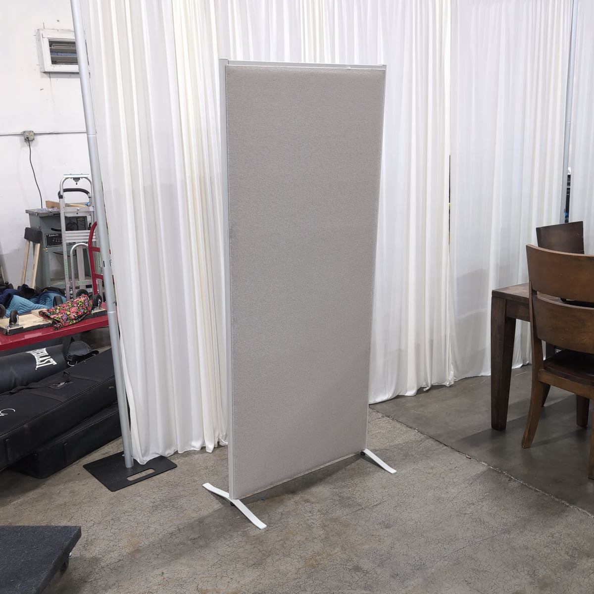 Grey Fabric Office Room Divider with White Metal Feet