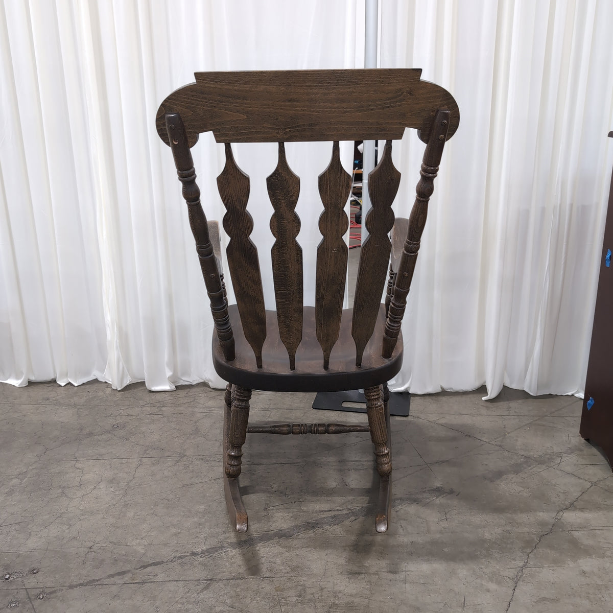 Traditional Dark Wood Windsor Chair with Spindle Back