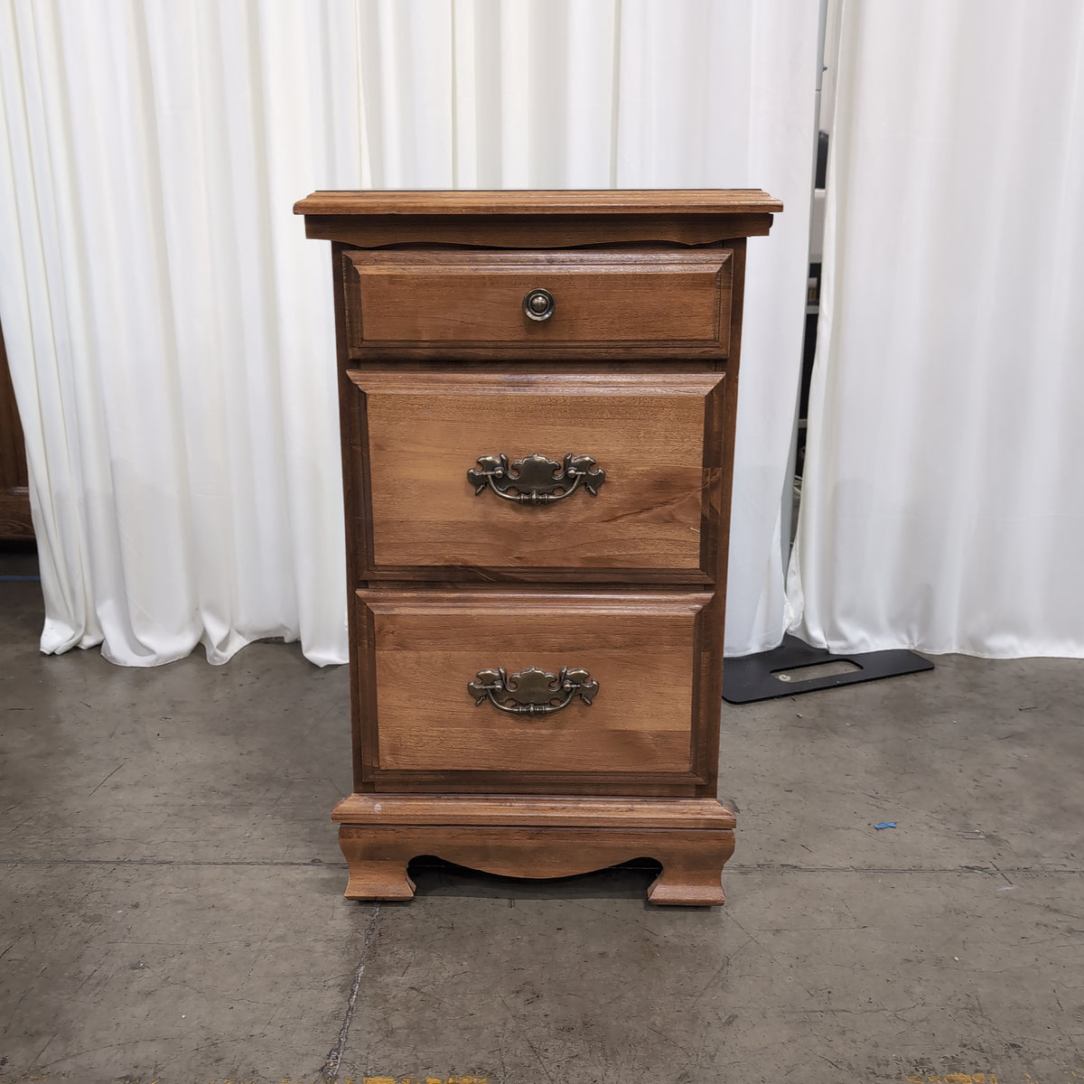 Traditional Style Three-Drawer Nightstand in Wood
