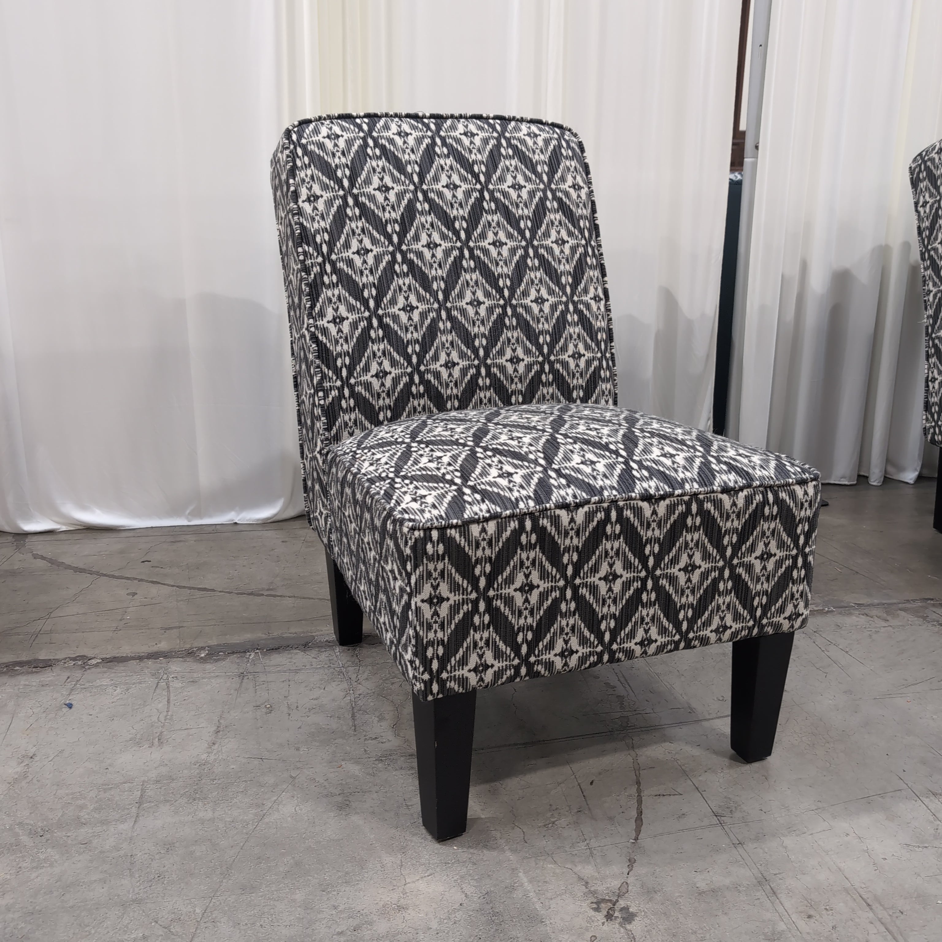 Black and White Geometric Upholstered Accent Chair with Dark Legs