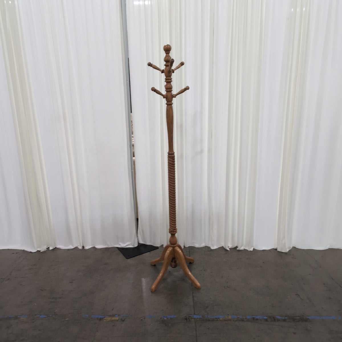 Traditional Light Brown Wood Coat Rack
