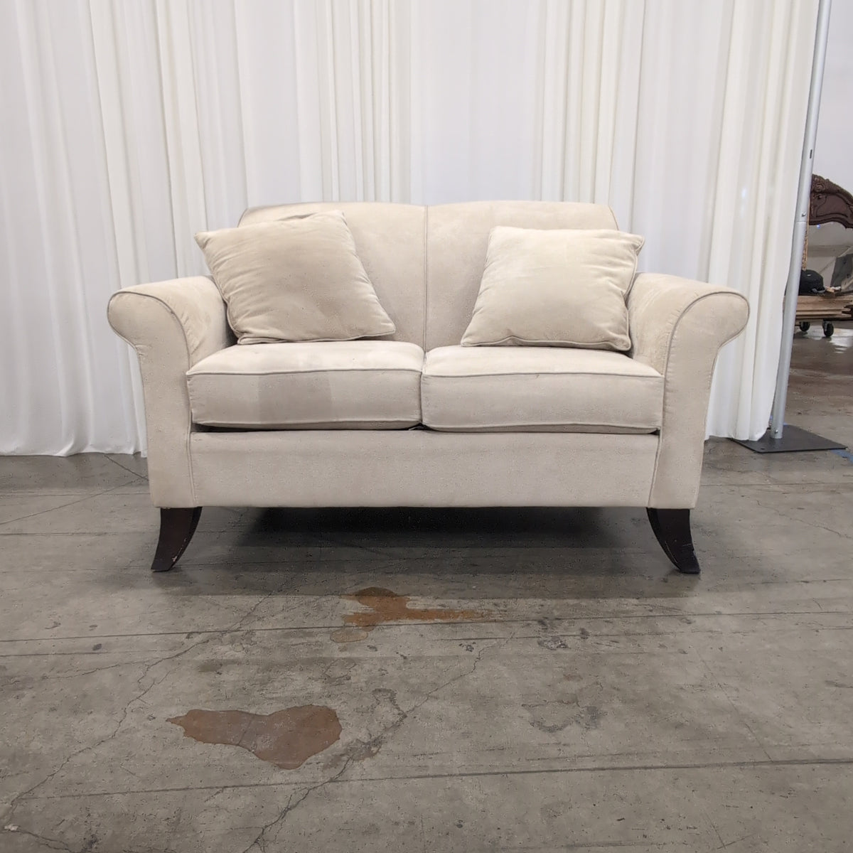 Light Beige Rolled Arm Loveseat in Upholstered Fabric