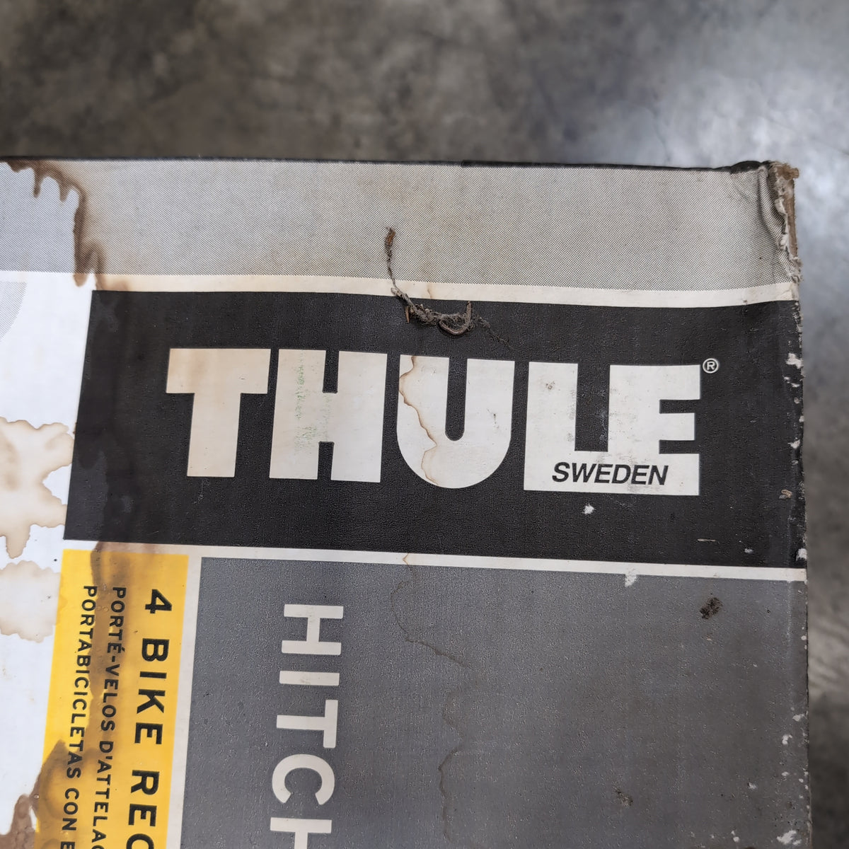 THULE Hitching Post Pro 4-Bike Carrier