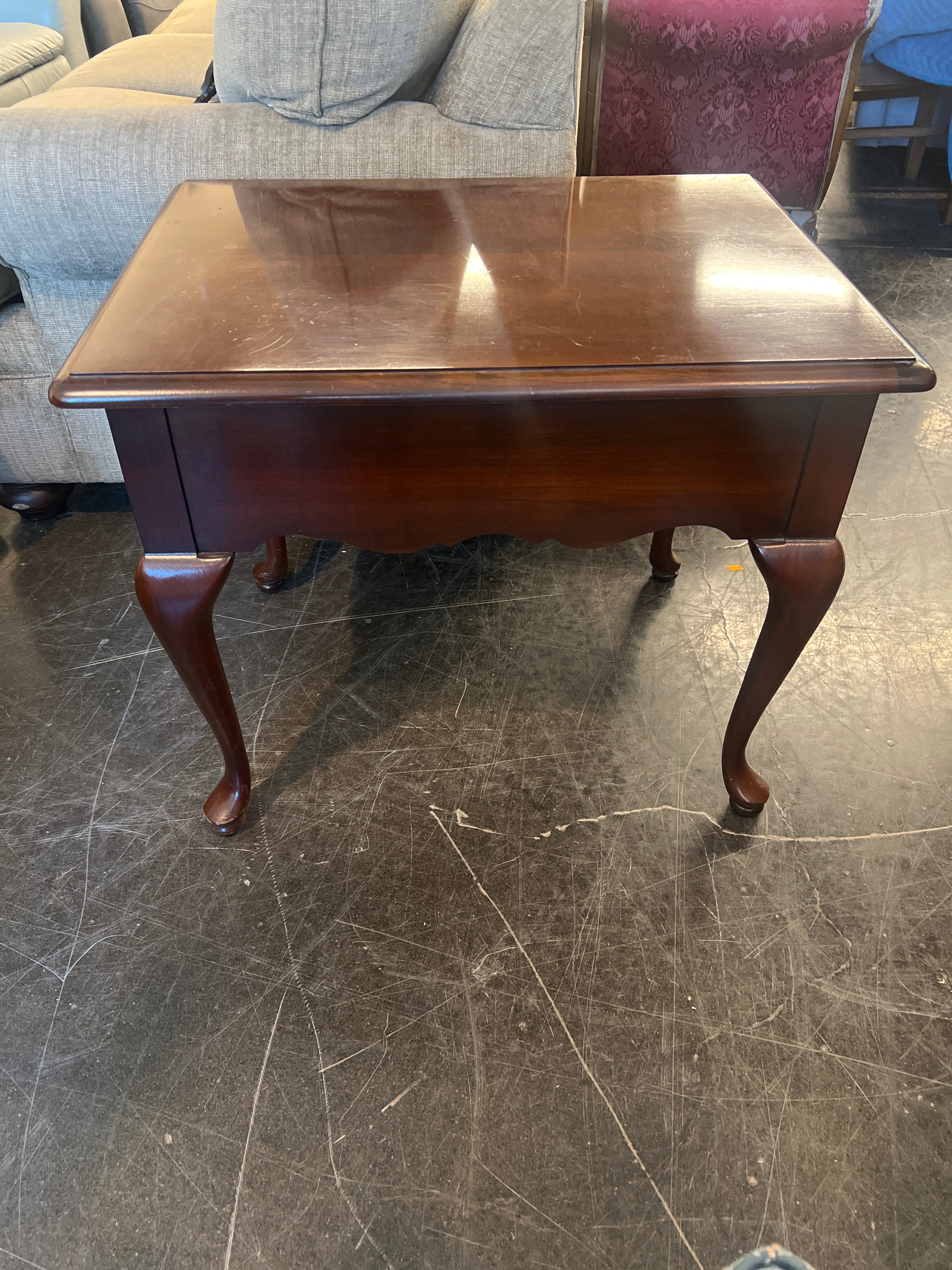 Thomasville Mahogany Side Table with Cabriole Legs