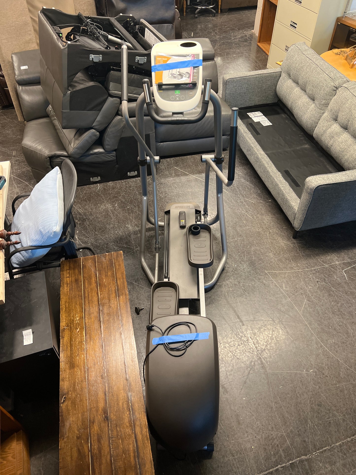 Precor Elliptical EFX 5.21