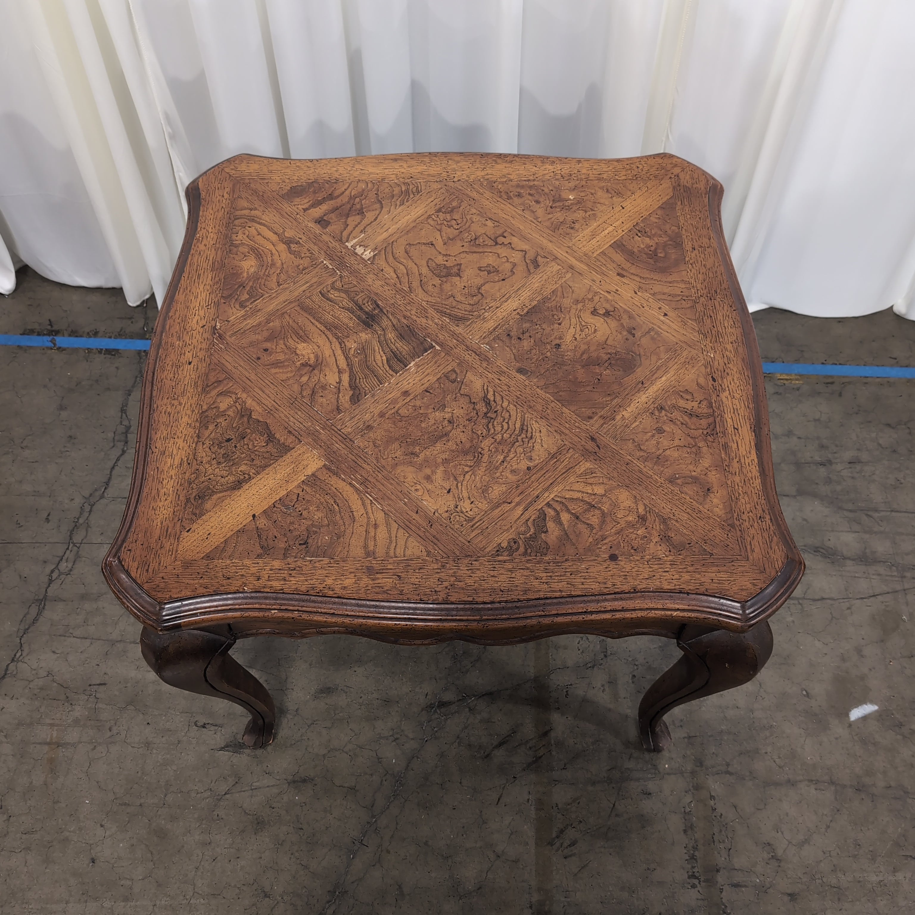 Traditional Dark Wood Carved Leg End Table