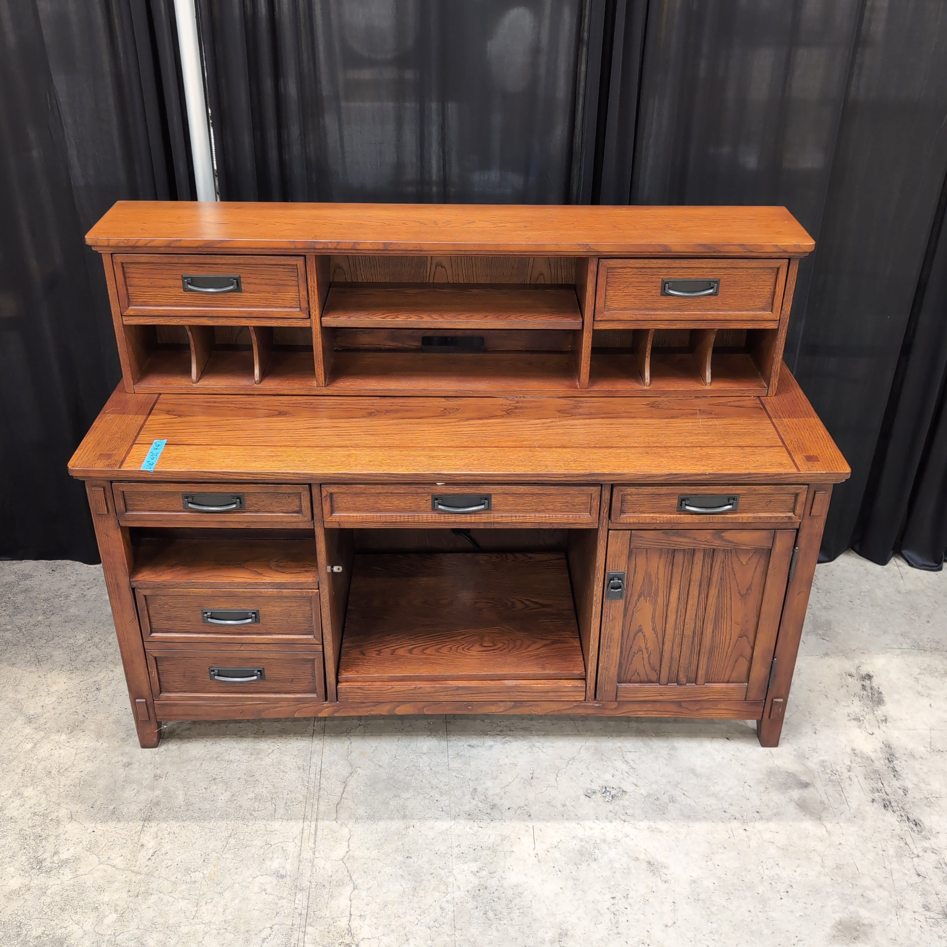 Traditional Reddish Brown Wood Desk with Hutch Storage