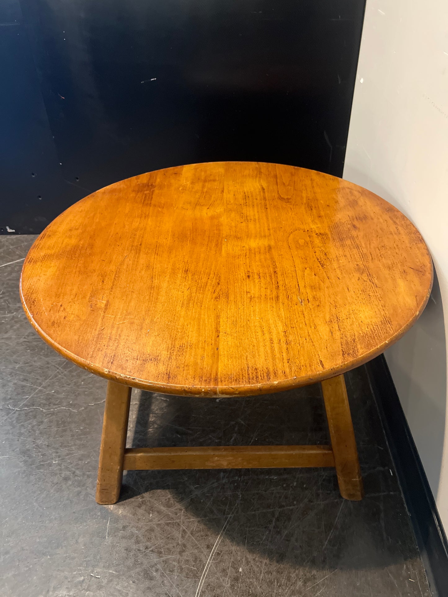 Vintage Northwest Chair Co. Round Wood Side Table – Tacoma Made