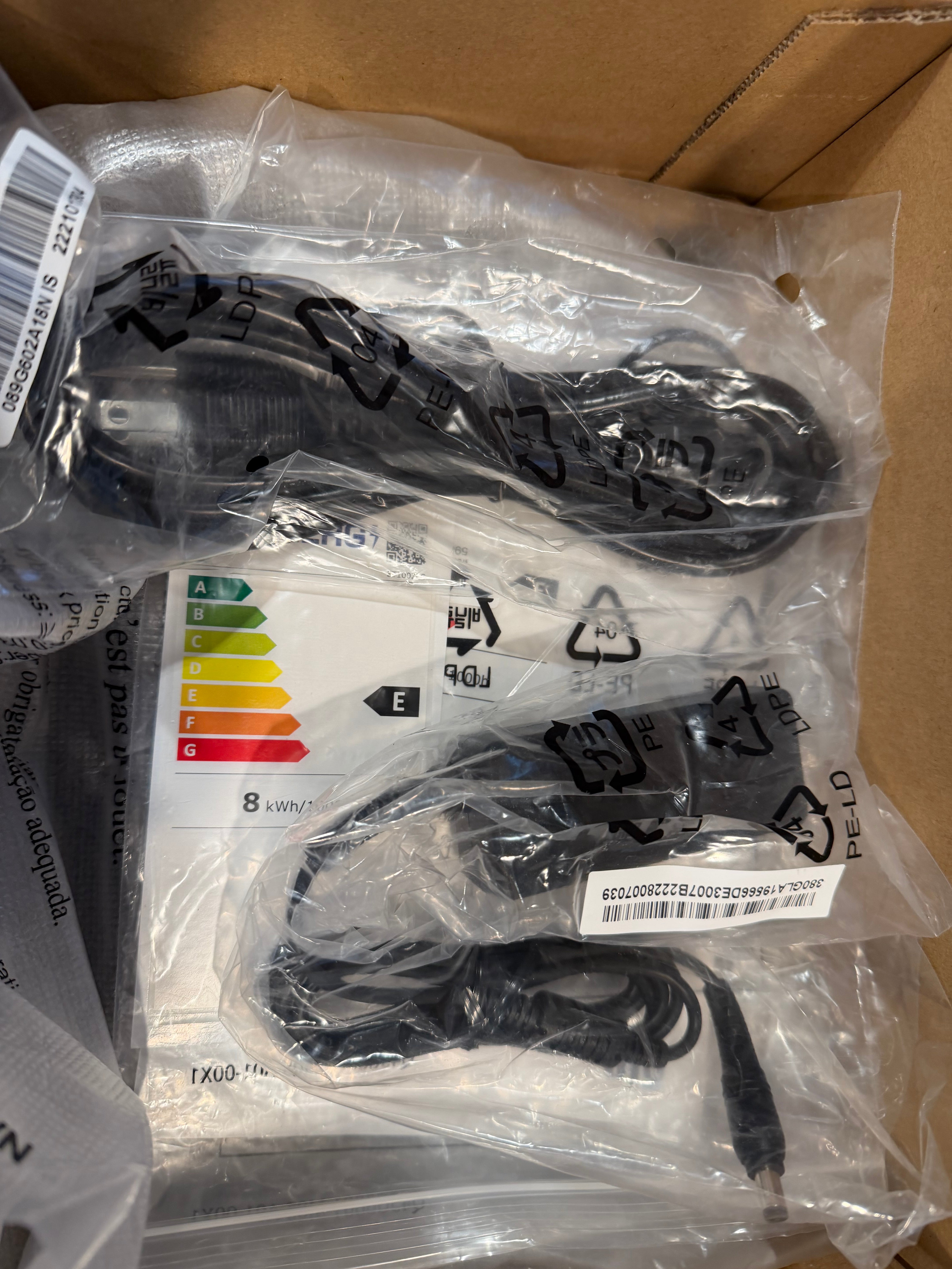 Elo 10.1" Touchscreen with Power Cord - No Stand or other cords - Model No. ET1002L-2UWC-1-G