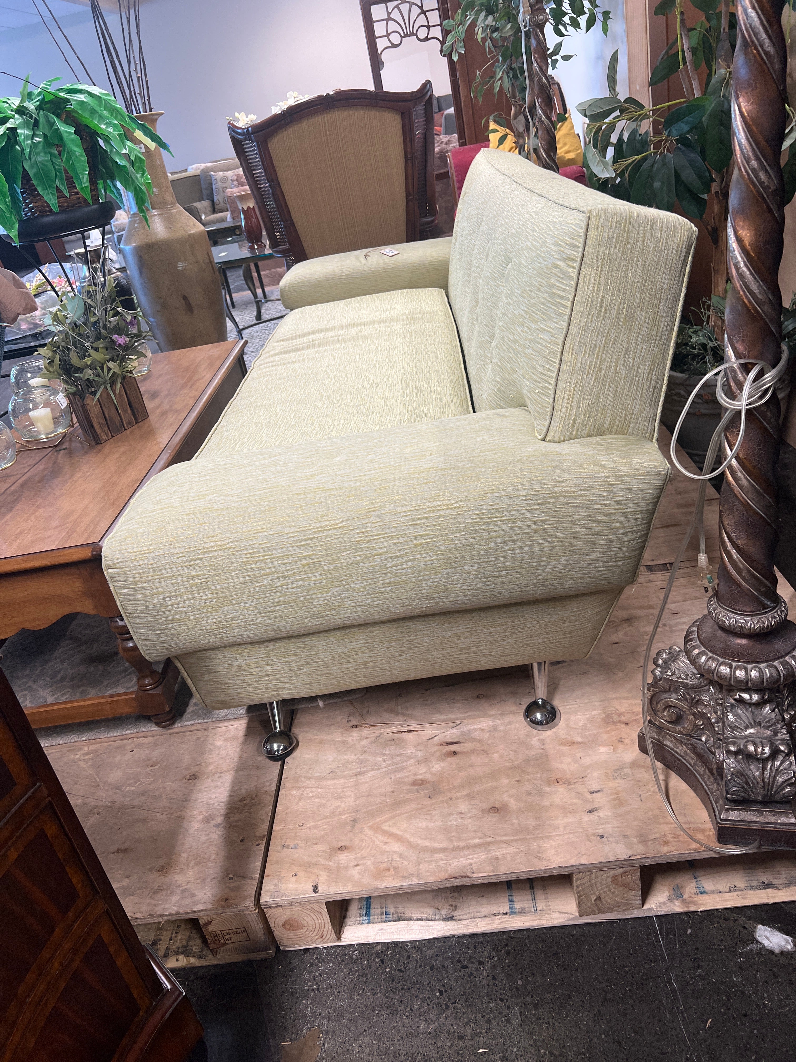 Mid-Century Modern Button-Tuft Sofa in Pale Green