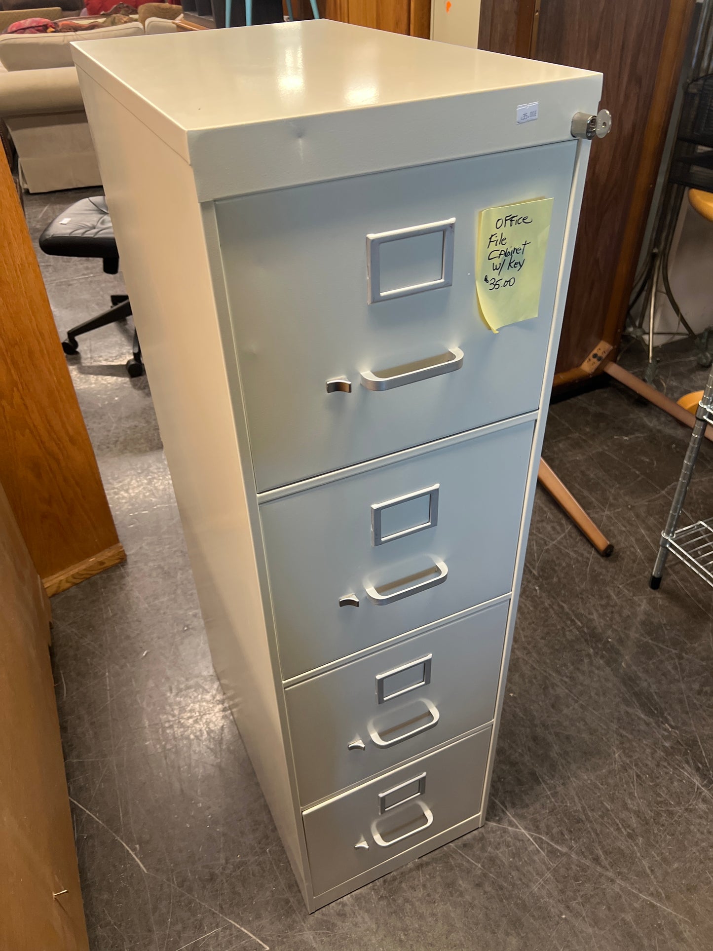 File Cabinet with key