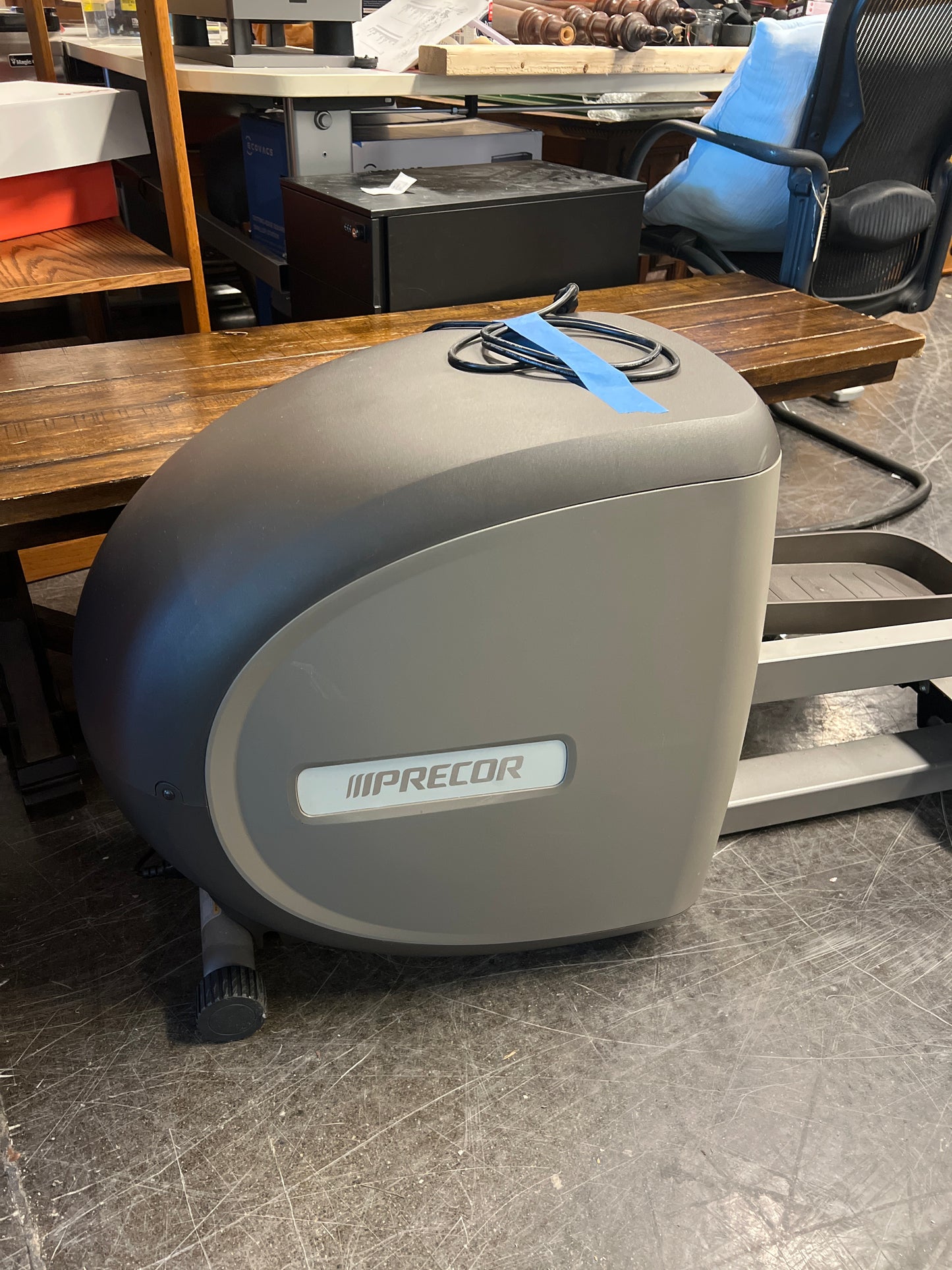Precor Elliptical EFX 5.21