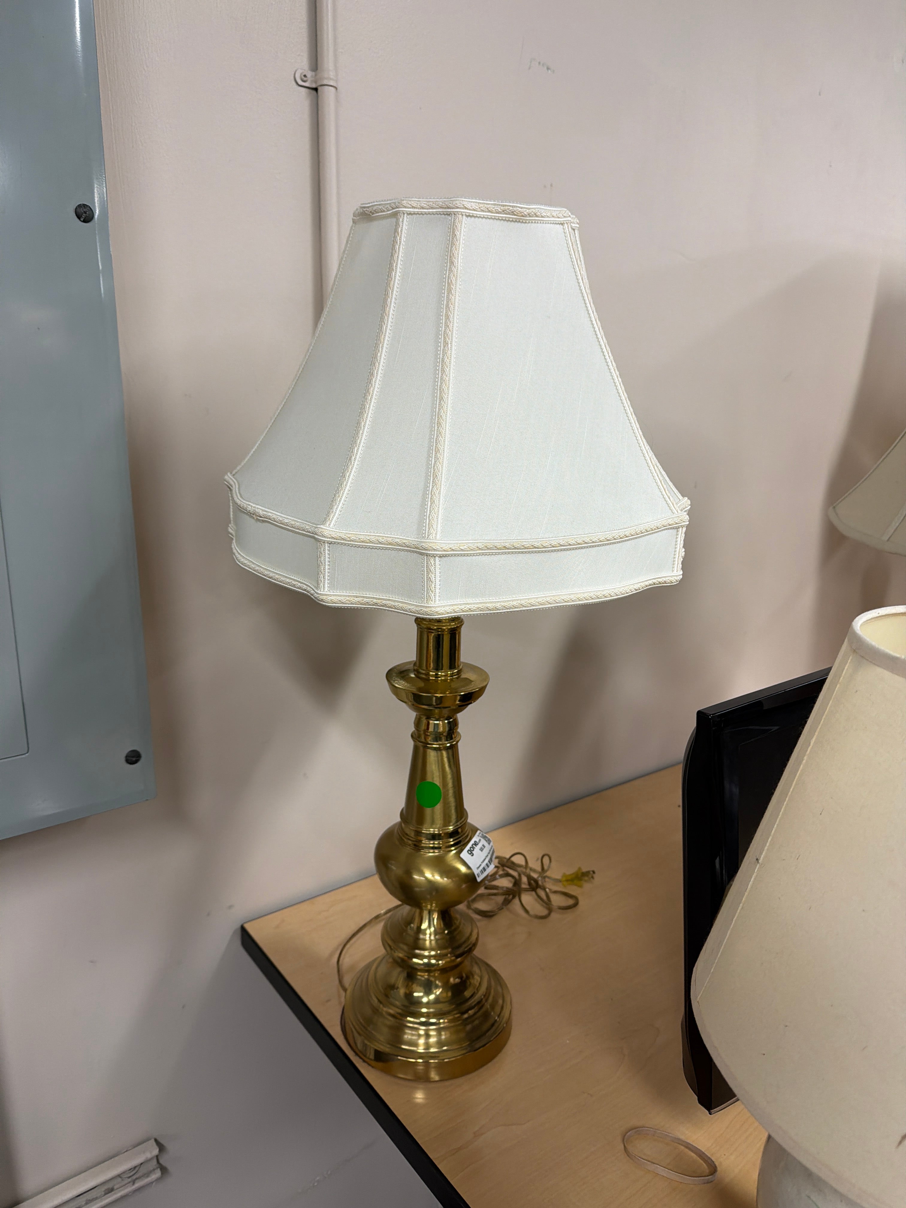 Classic Polished Brass Toned Table Lamp with Scalloped Fabric Shade