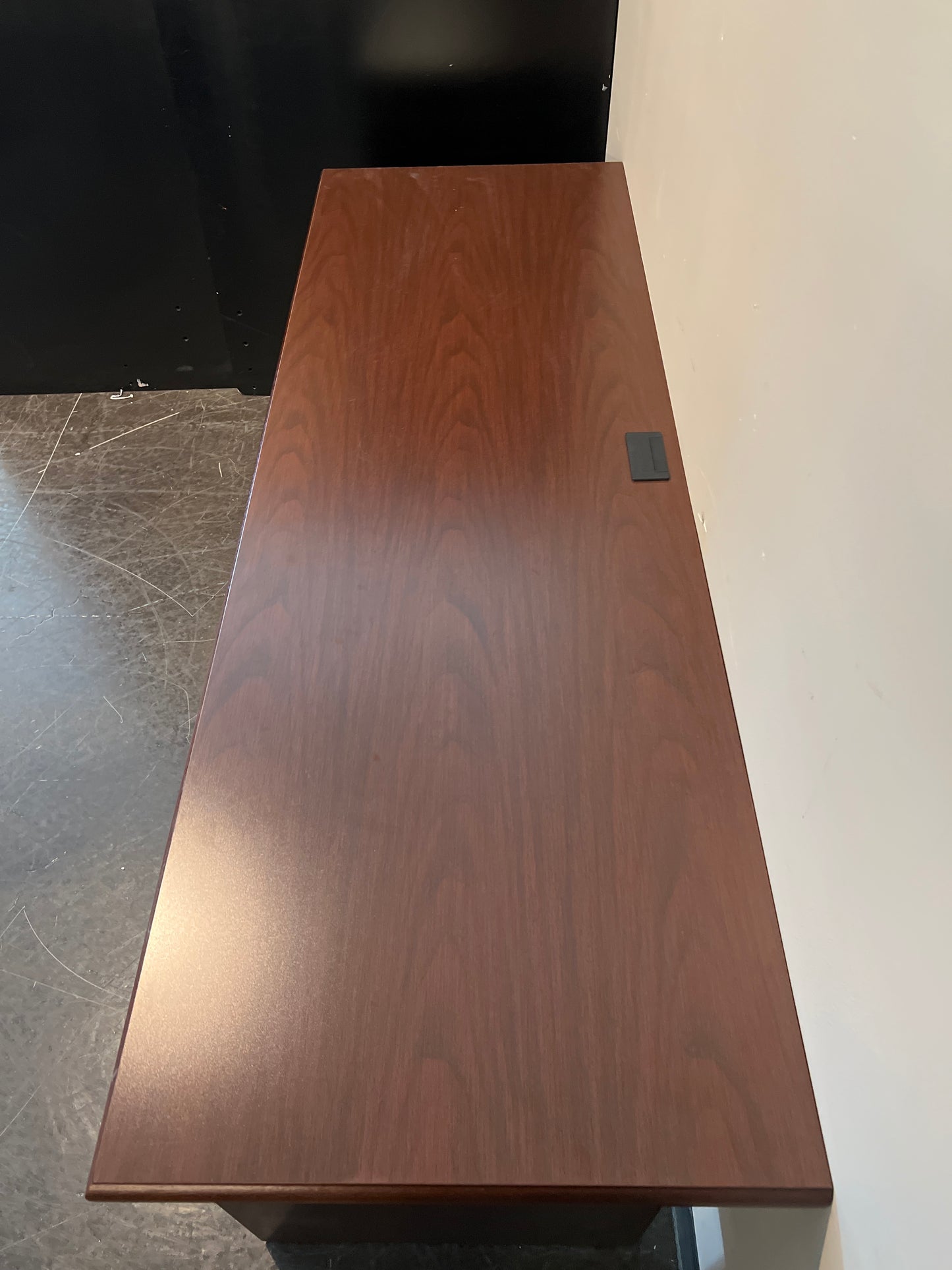 Rich Mahogany Executive Desk