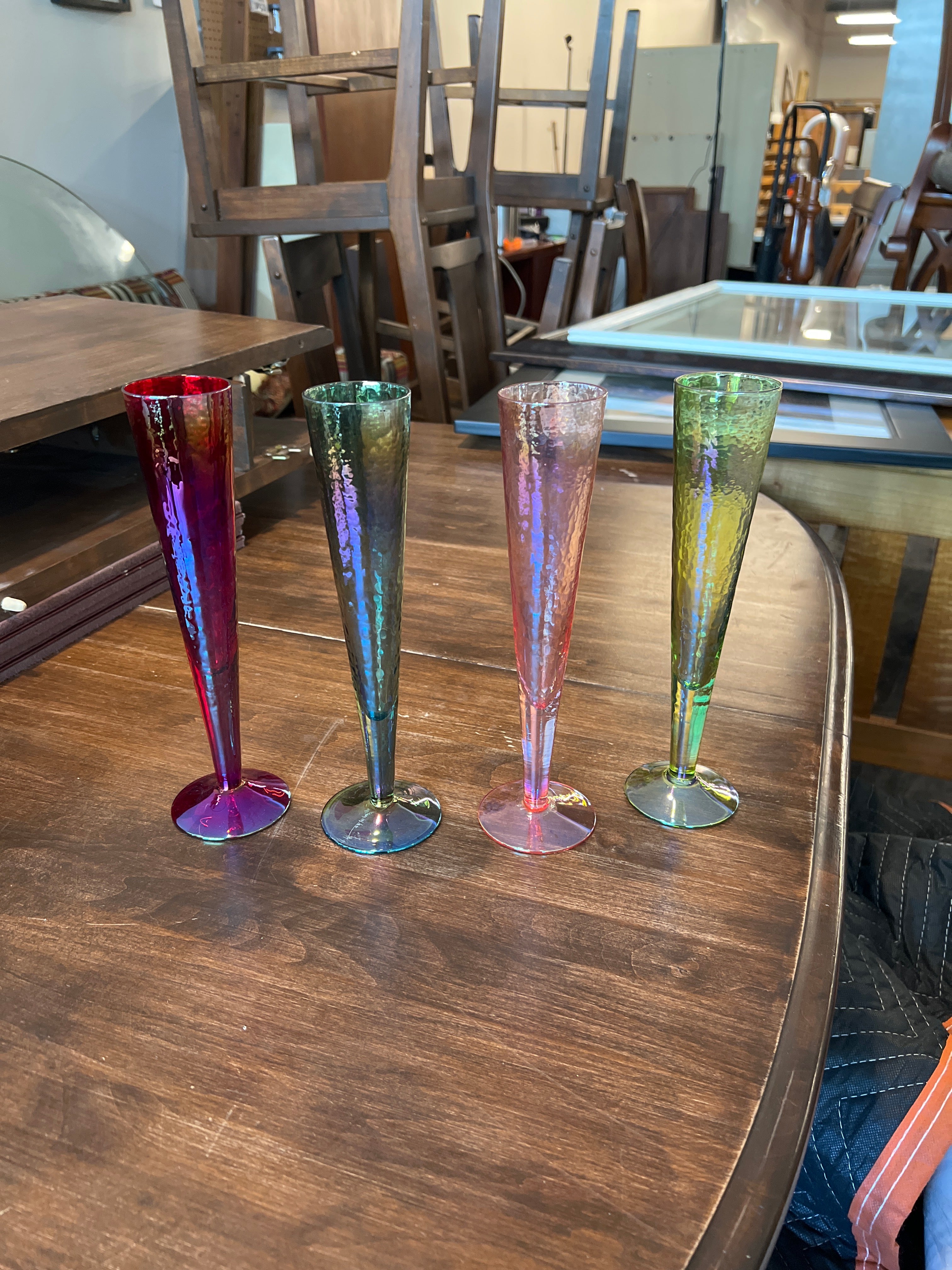 Tommy Bahama Luster Champagne Glasses — Set of 4