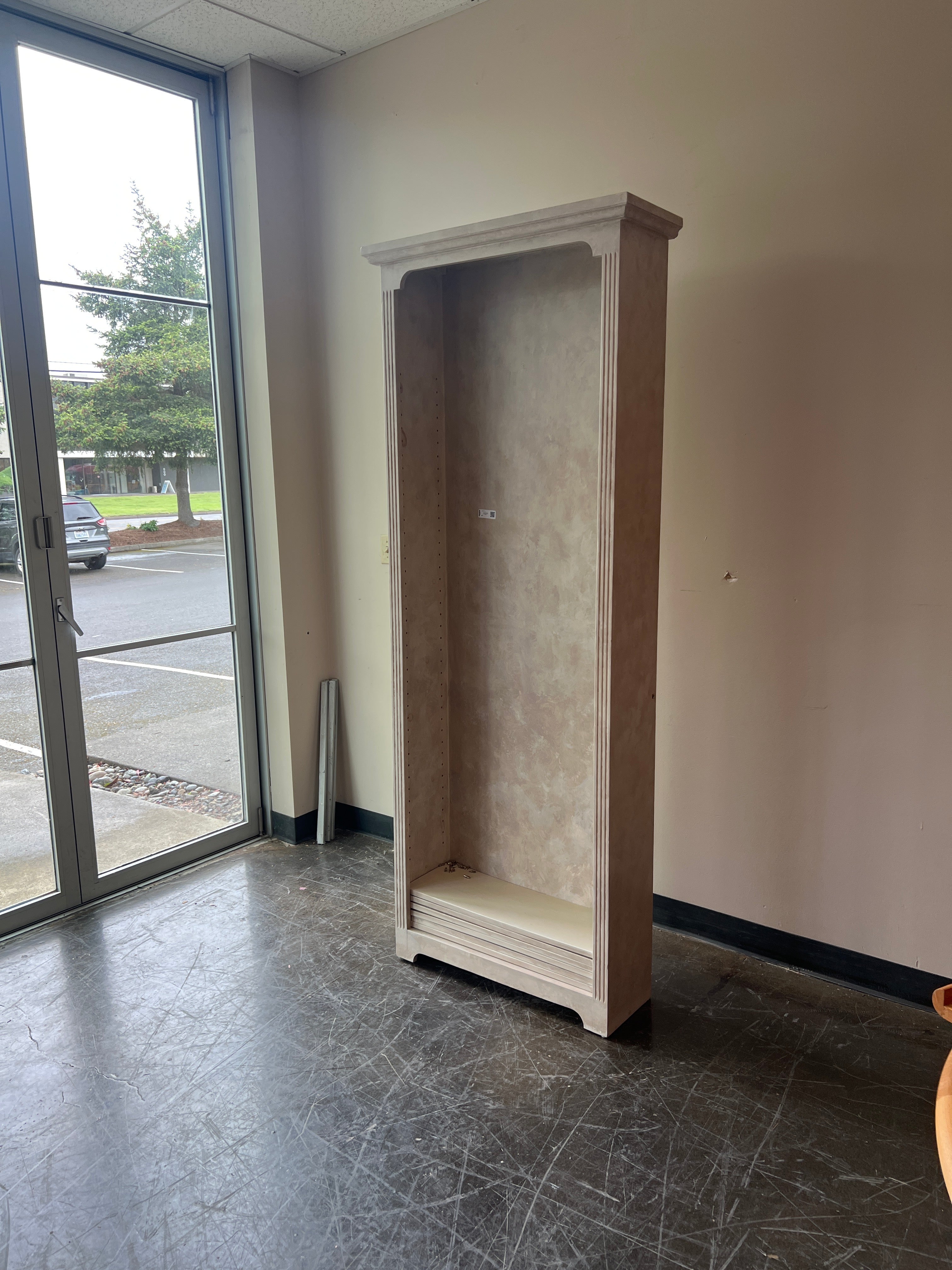 Ornate Faux Marble Bookshelf, with Five Shelves
