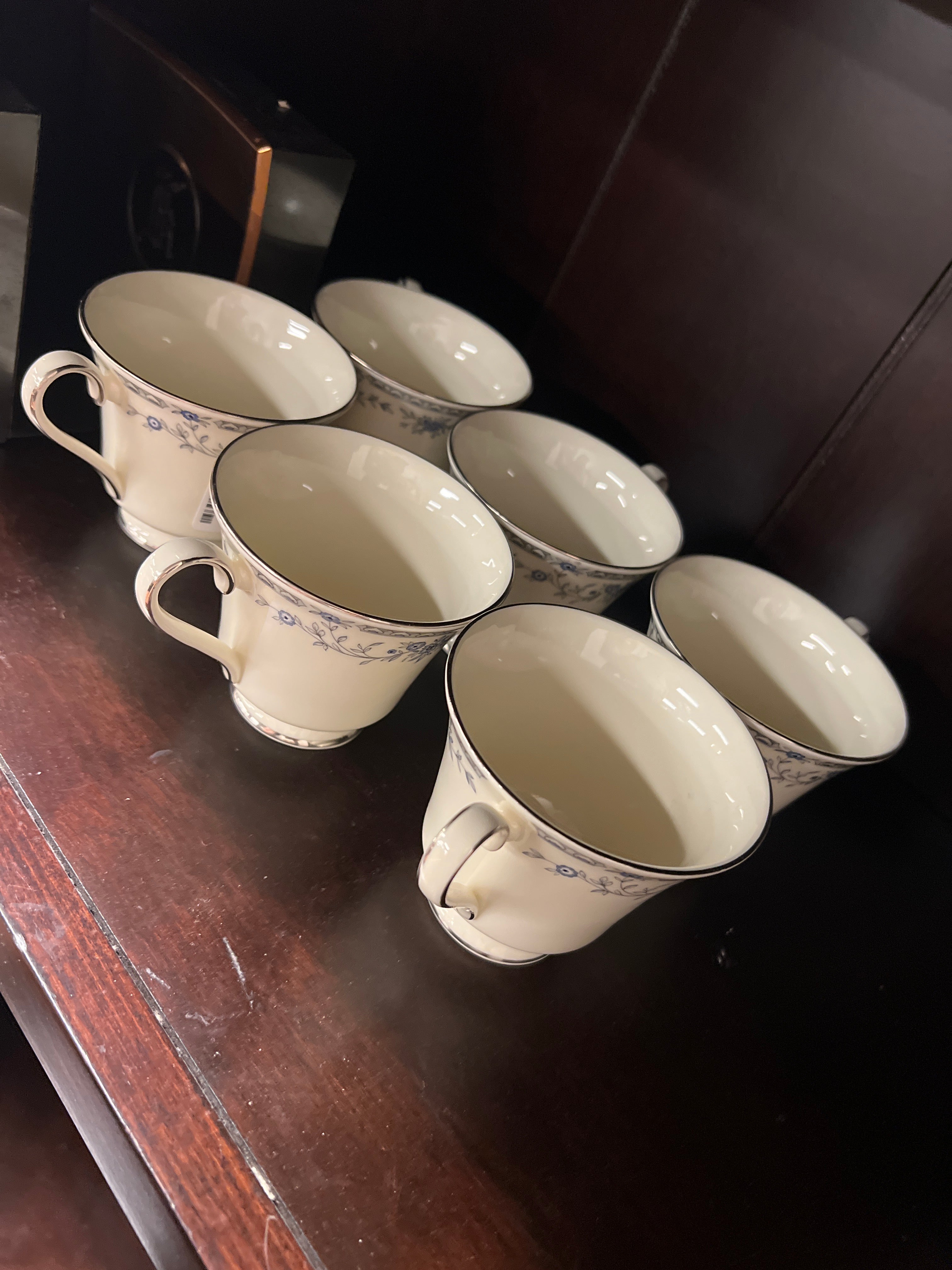 Belle Meade Minton teacup (set of 7)