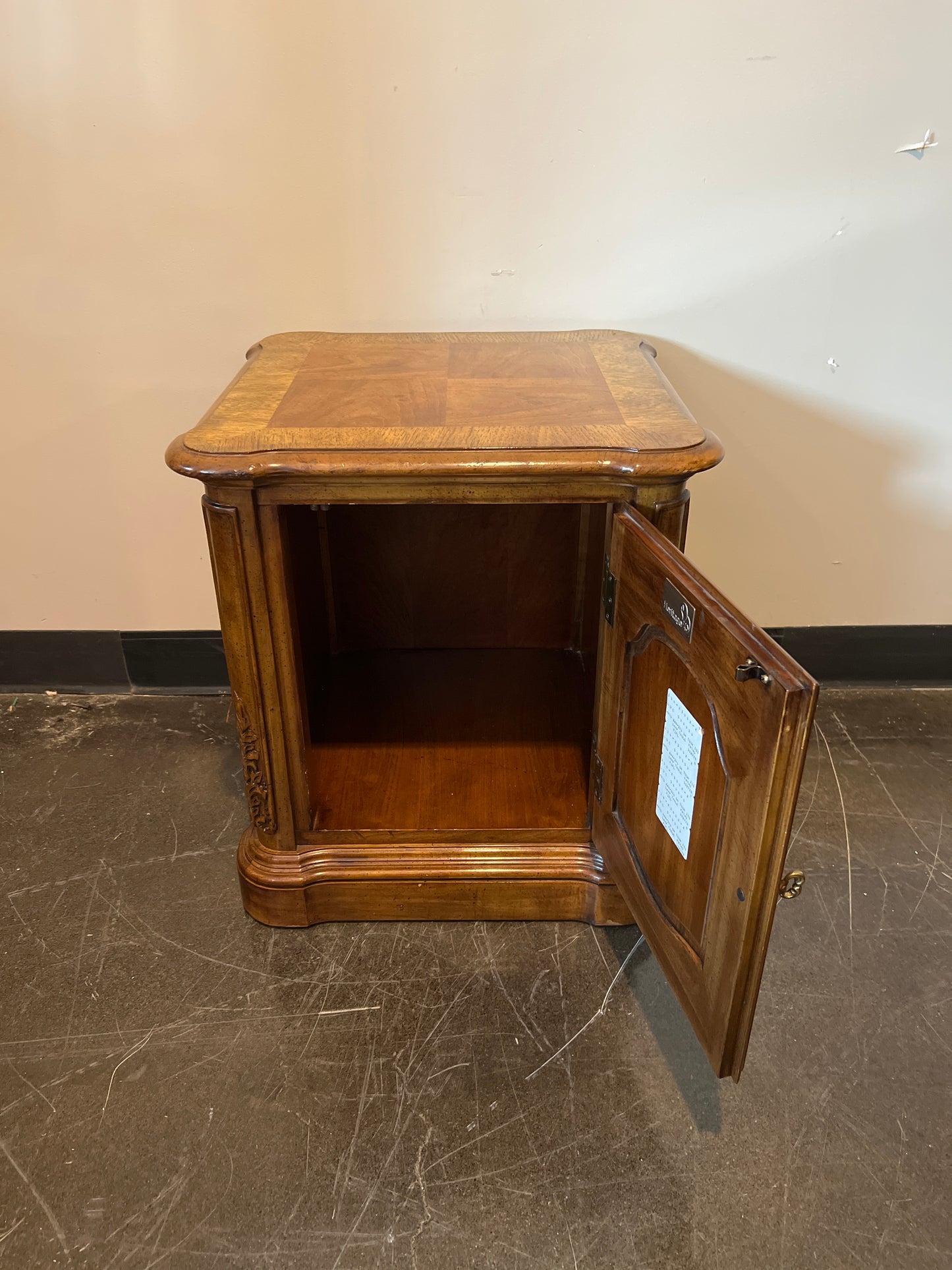 Drexel Heritage Mid Century Modern Side Table