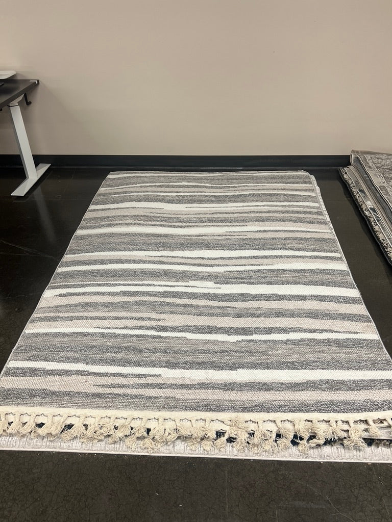 Costco Rugs (5.3 x 7)