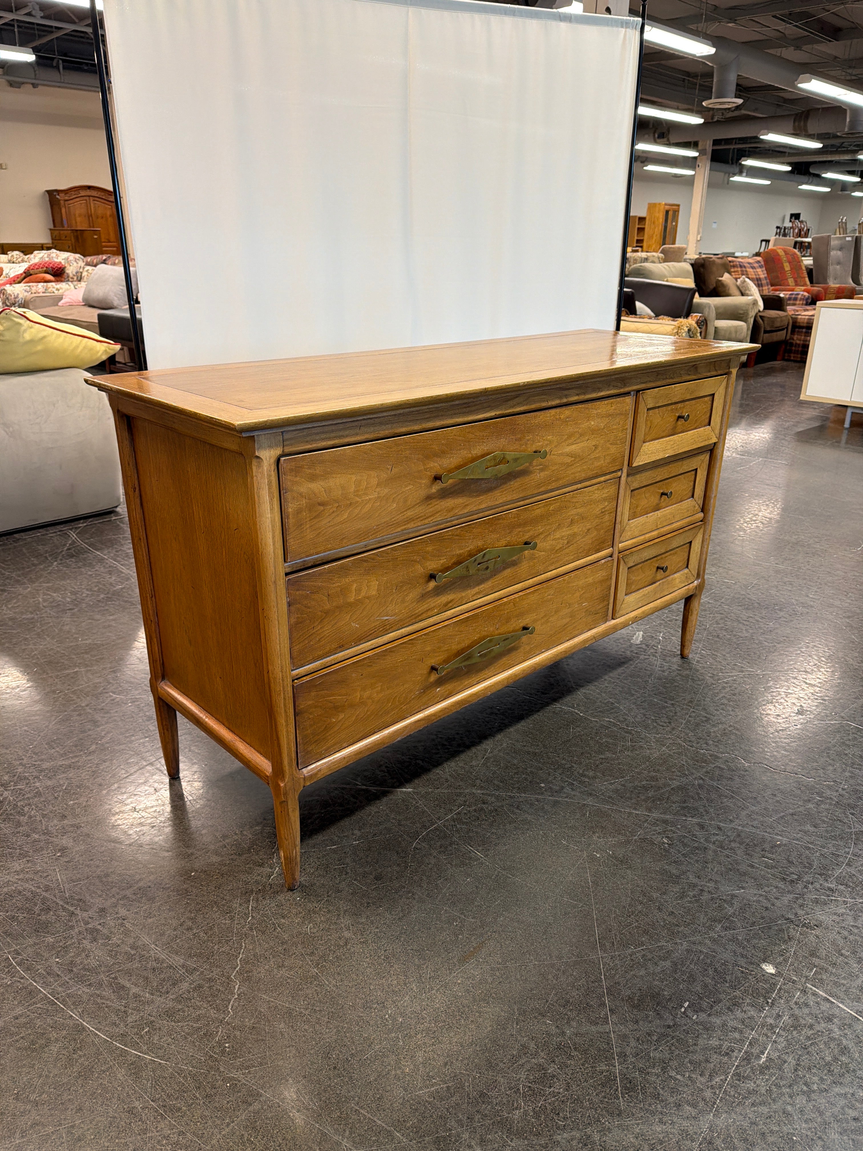 Sophisticate by TOMLINSON Six Drawer Dresser