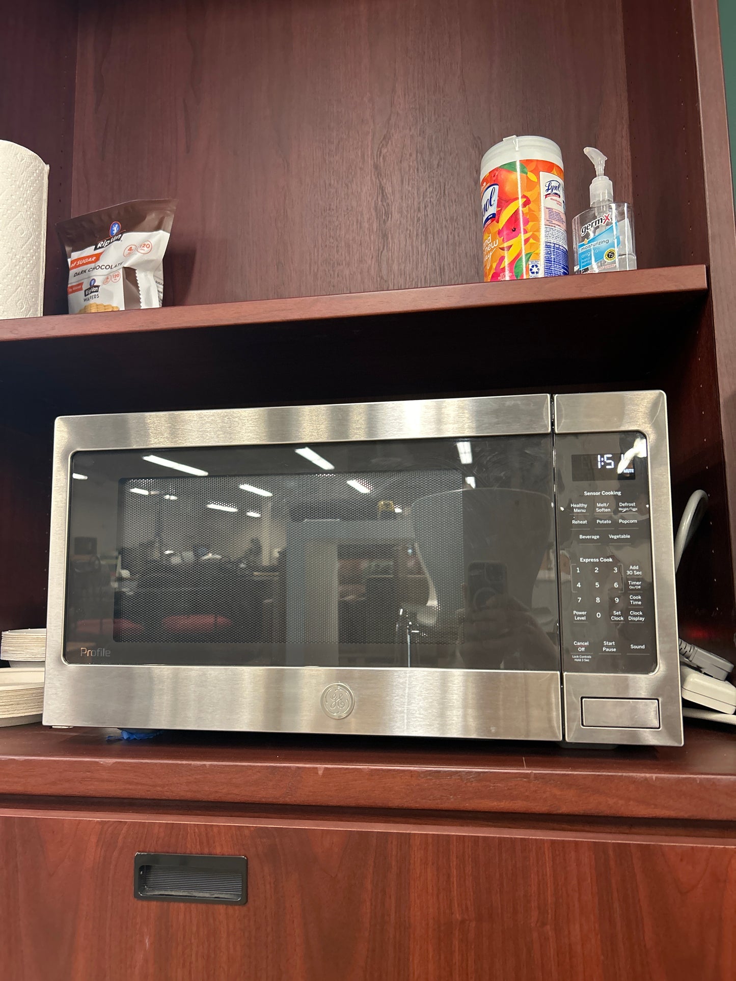 GE Profile Microwave (PES7227sl1ss)
