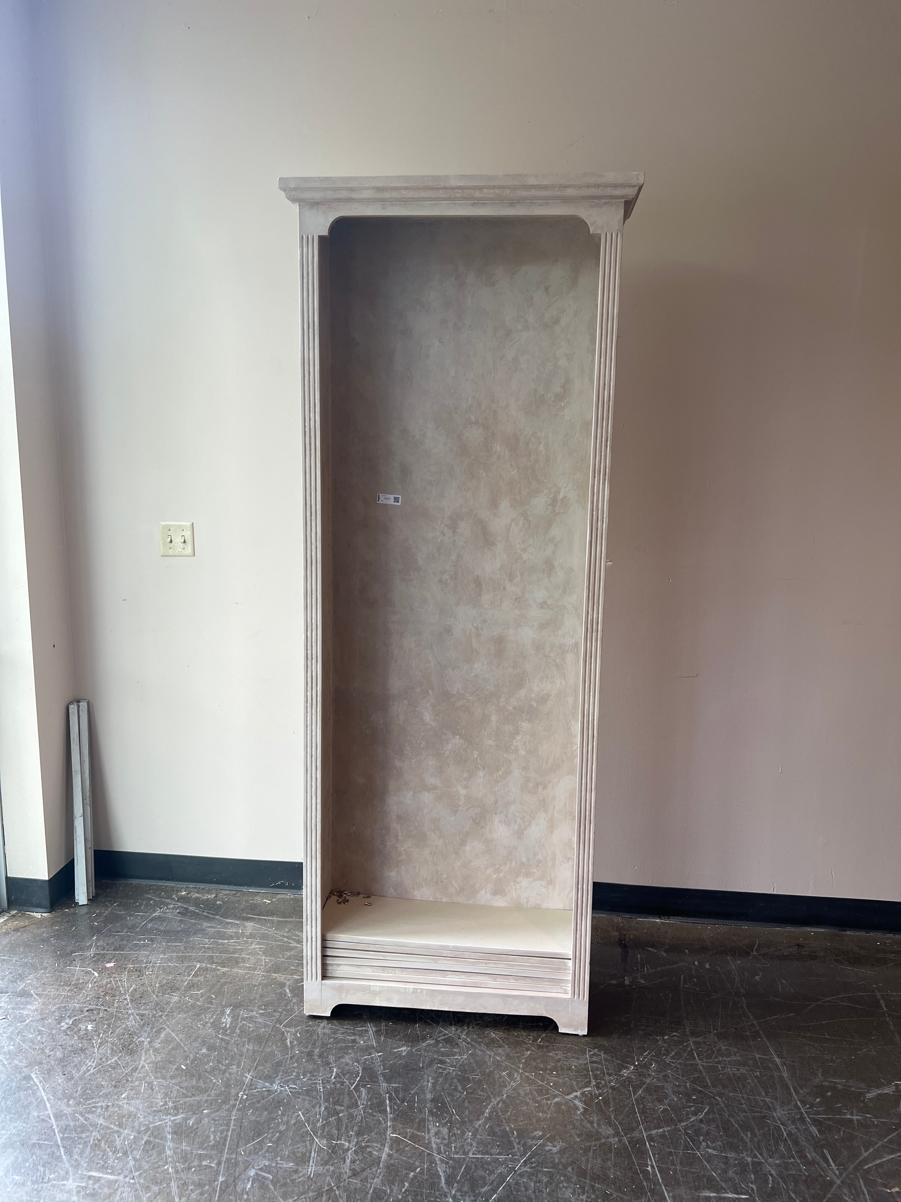 Ornate Faux Marble Bookshelf, with Five Shelves