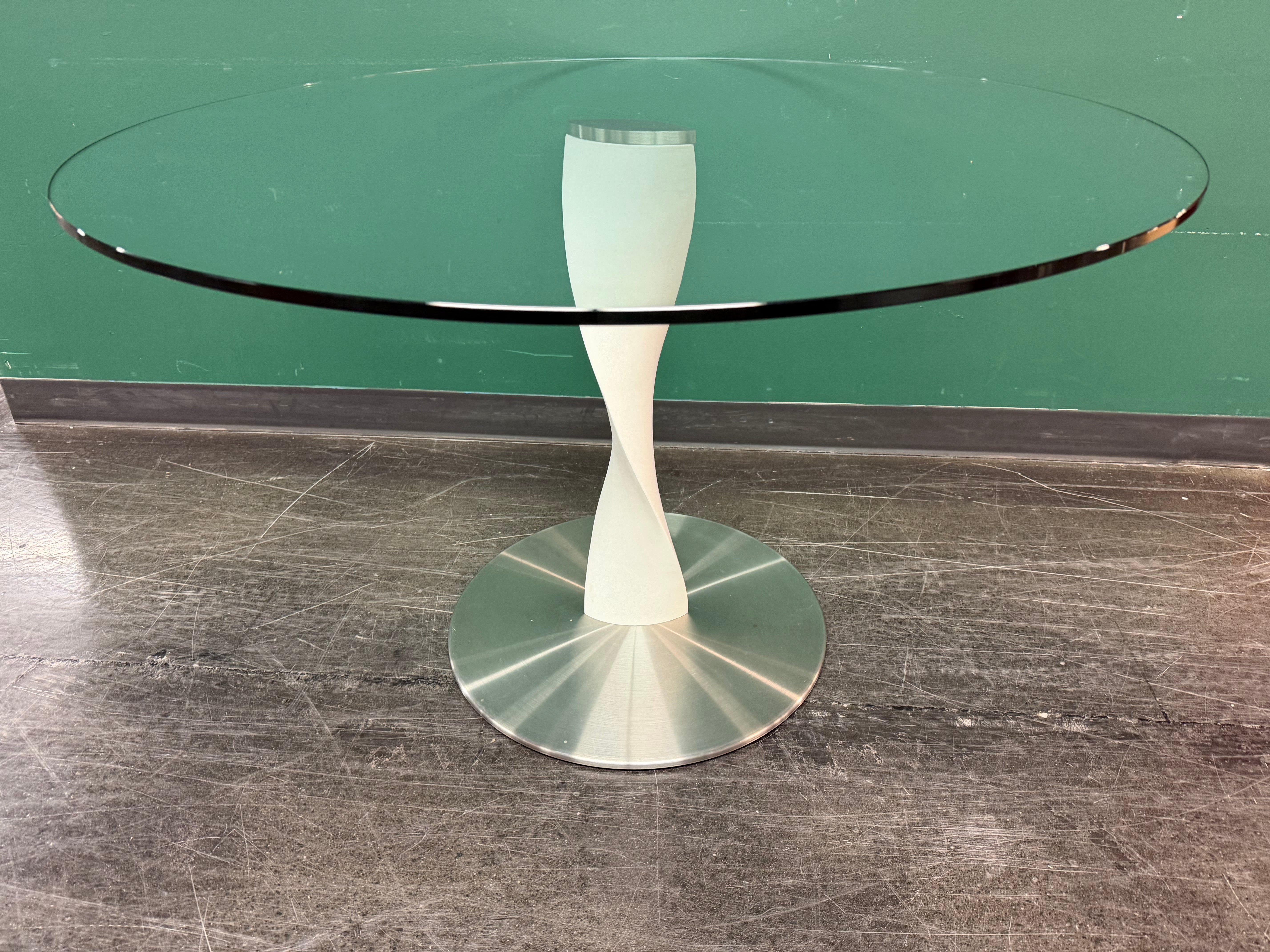 The Spin Dining Table by Porada - Made in Italy - ($3700+ New)