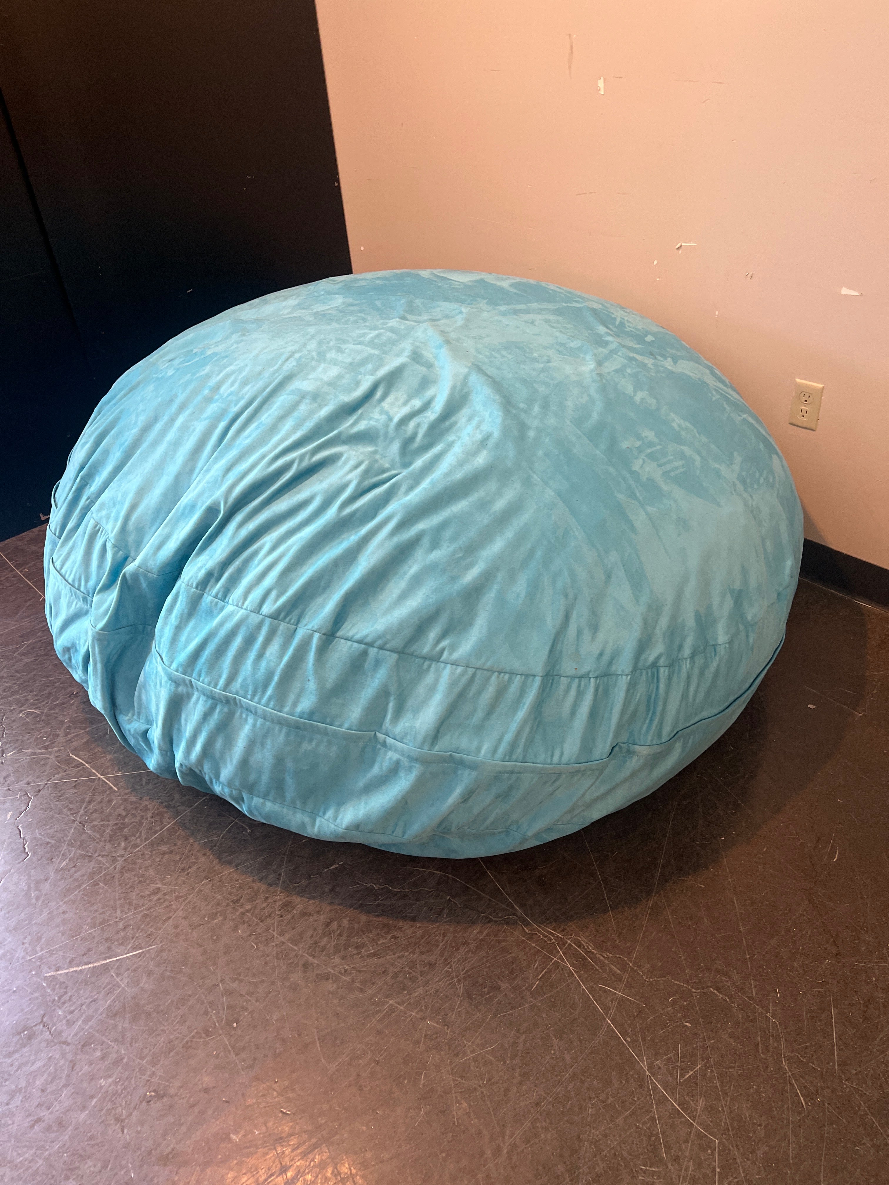 Warehouse sale, Relaxing Jax Teal Suede Bean Bag Chair