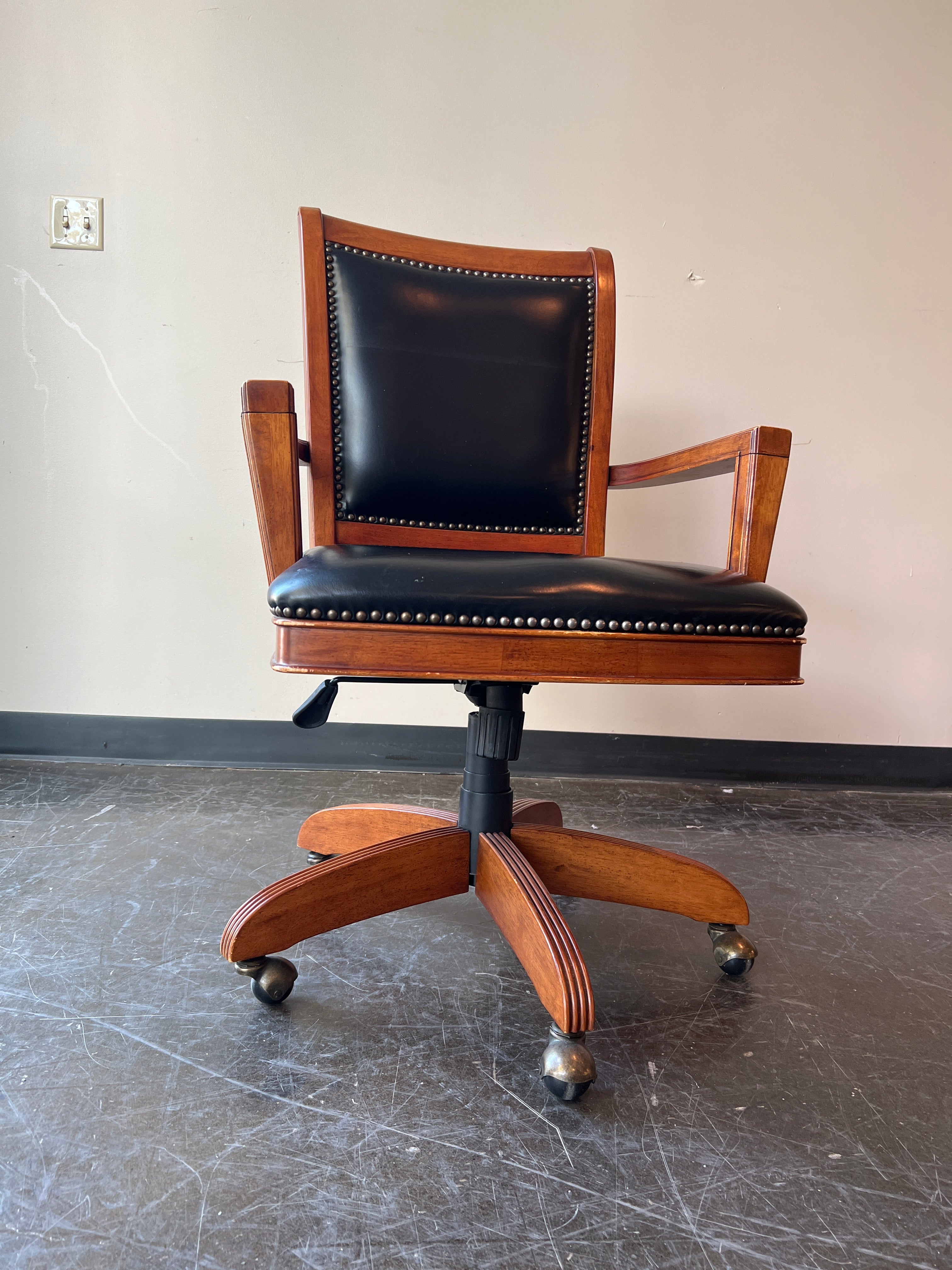 Bristol Court Leather Desk Chair by Riverside