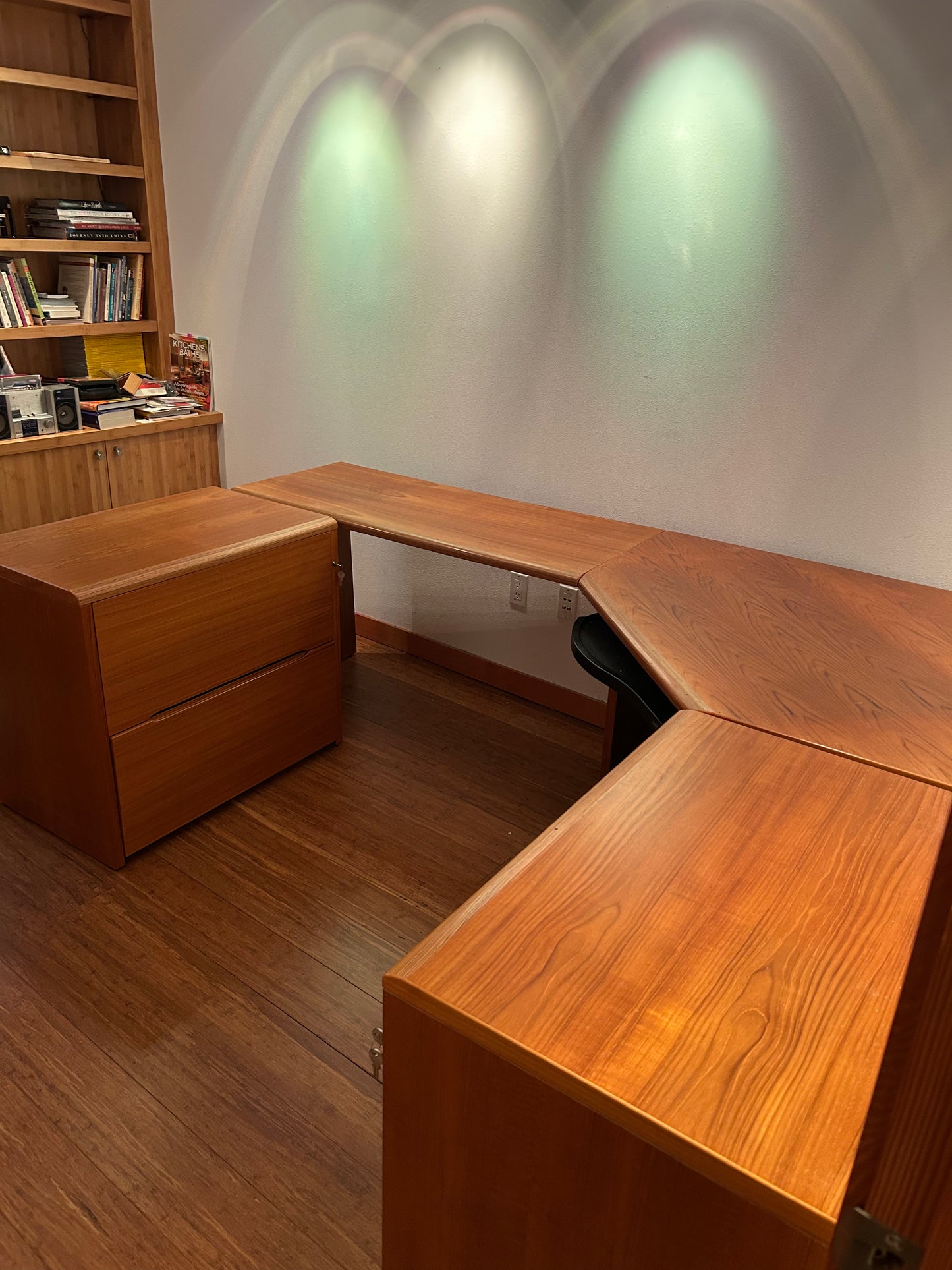 2 Filing Cabinets