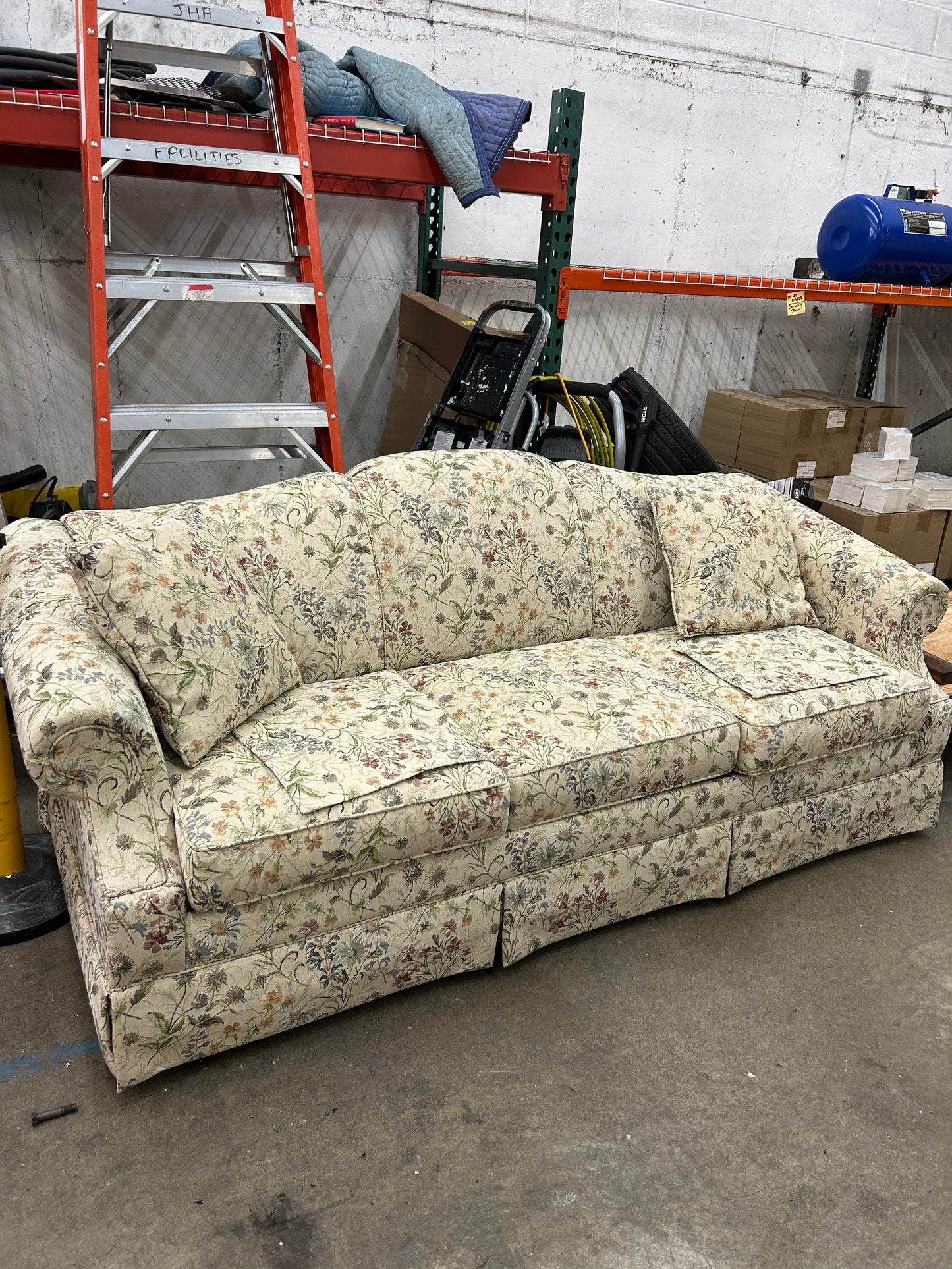 Floral Sofa Couch Flexsteel