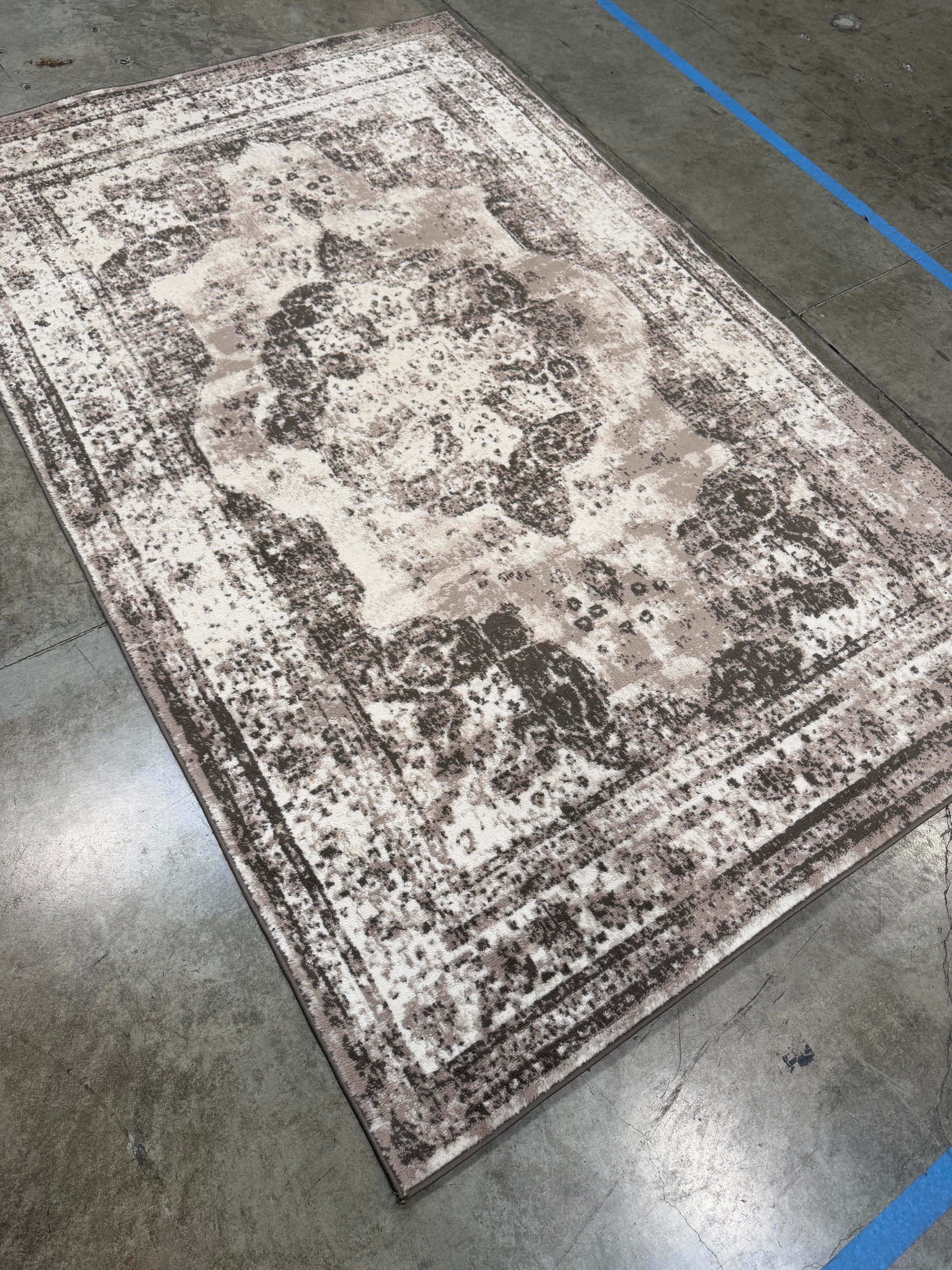 Unique Loom Sofia Collection Brown Polyester 5 x 8 Area Rug